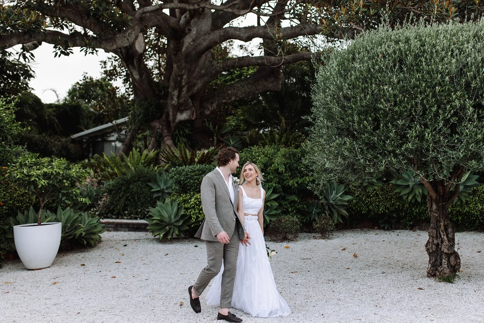 byron-bay-35mm-wedding-Editorial-157-super-8.jpg