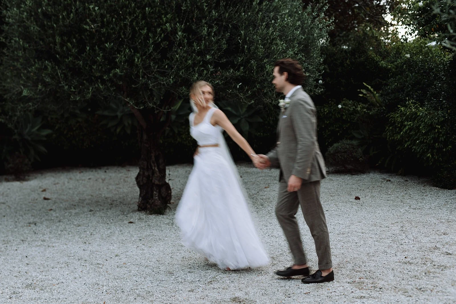 byron-bay-35mm-wedding-Editorial-390-super-8.jpg