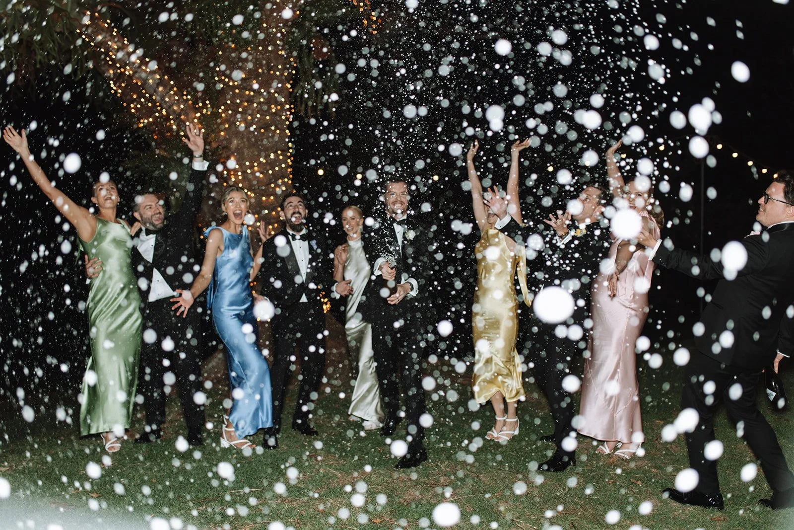direct-flash-romance-era-maleny-manor-wedding-jack-12_websize.jpg