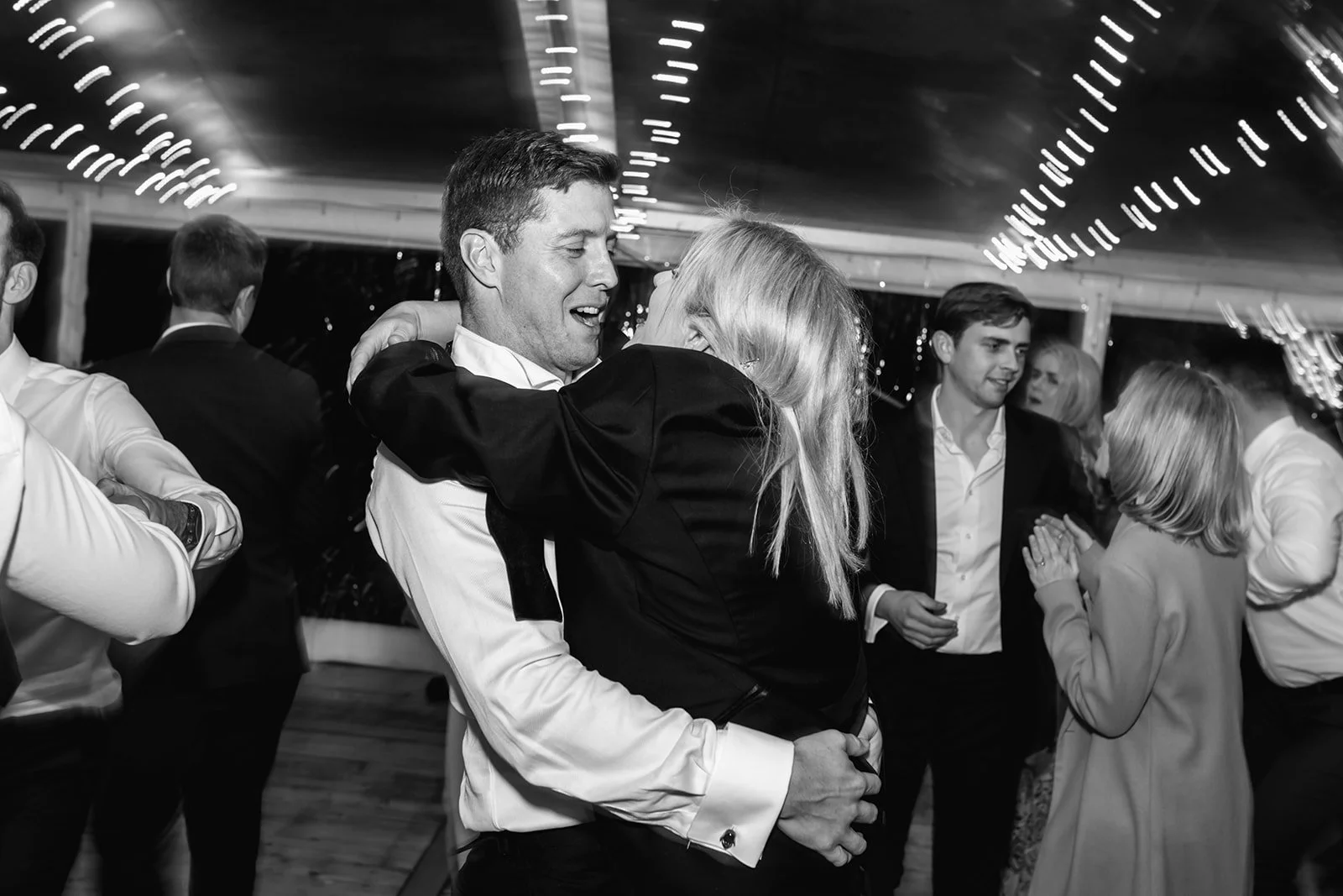 reception-romance-era-maleny-manor-wedding-jack-335_websize.jpg