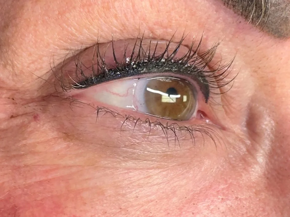 Top Lash Line by Jonny 