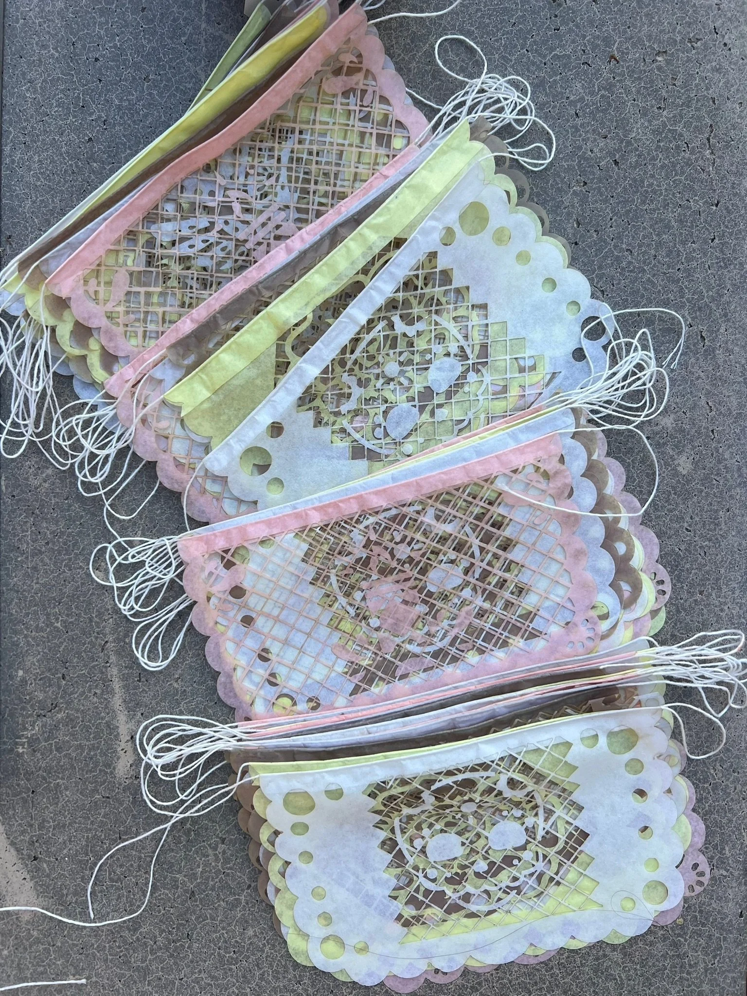 PAPEL PICADO BANNEER- NEUTRALS