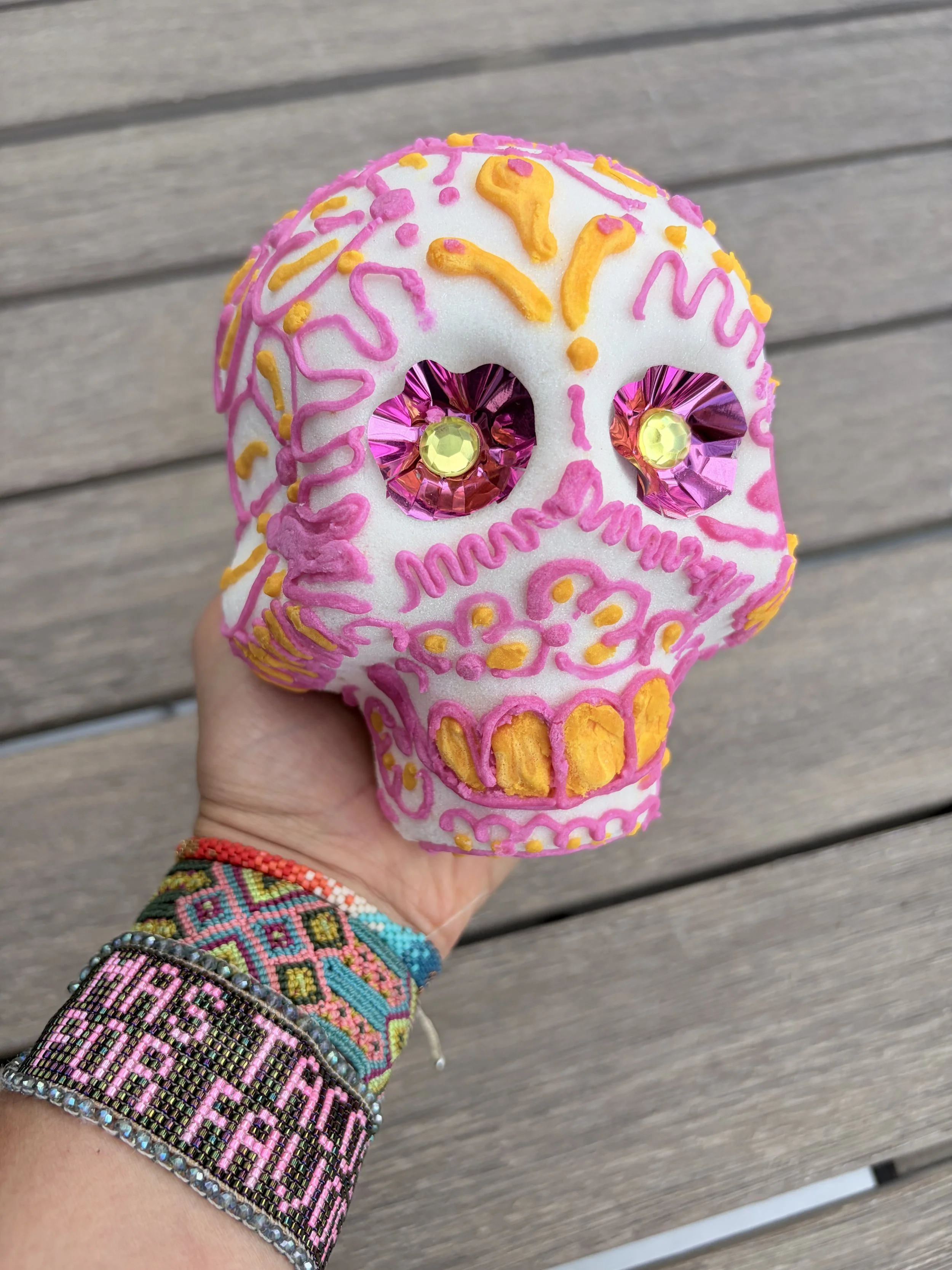 Calavera flores rosa.jpeg