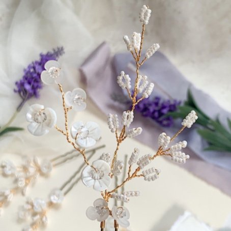 Shell & Frosted Flower Hair Pins