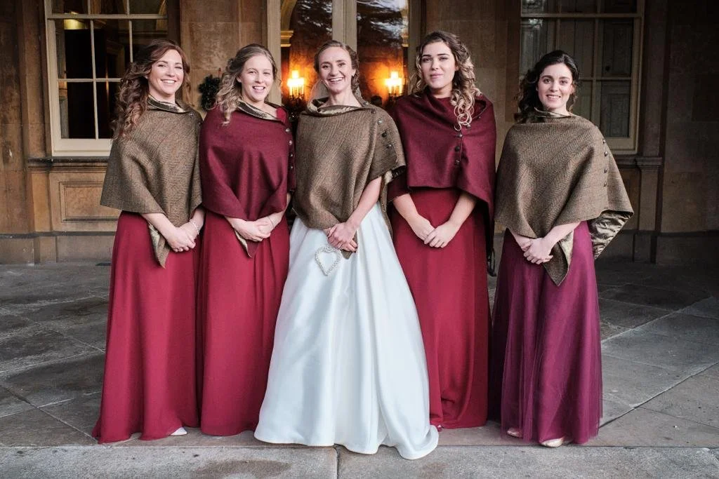 Winter Shawls and Christmas Colours @IanBursillPhotography