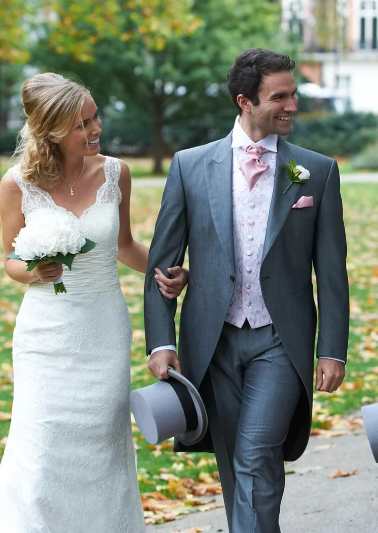 Hinstock | Sliver Grey Morning Suit