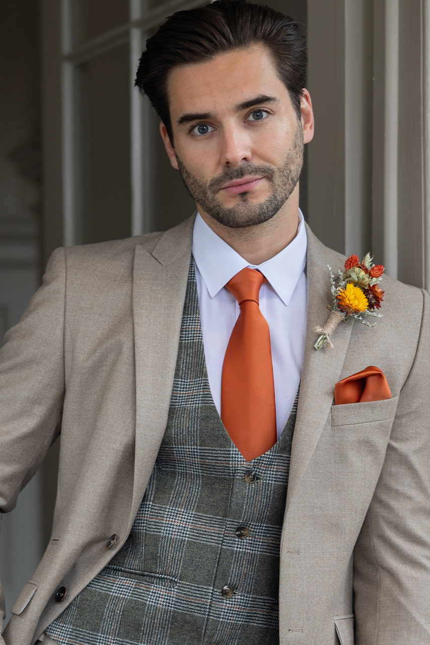 Hopstone | Beige Flannel