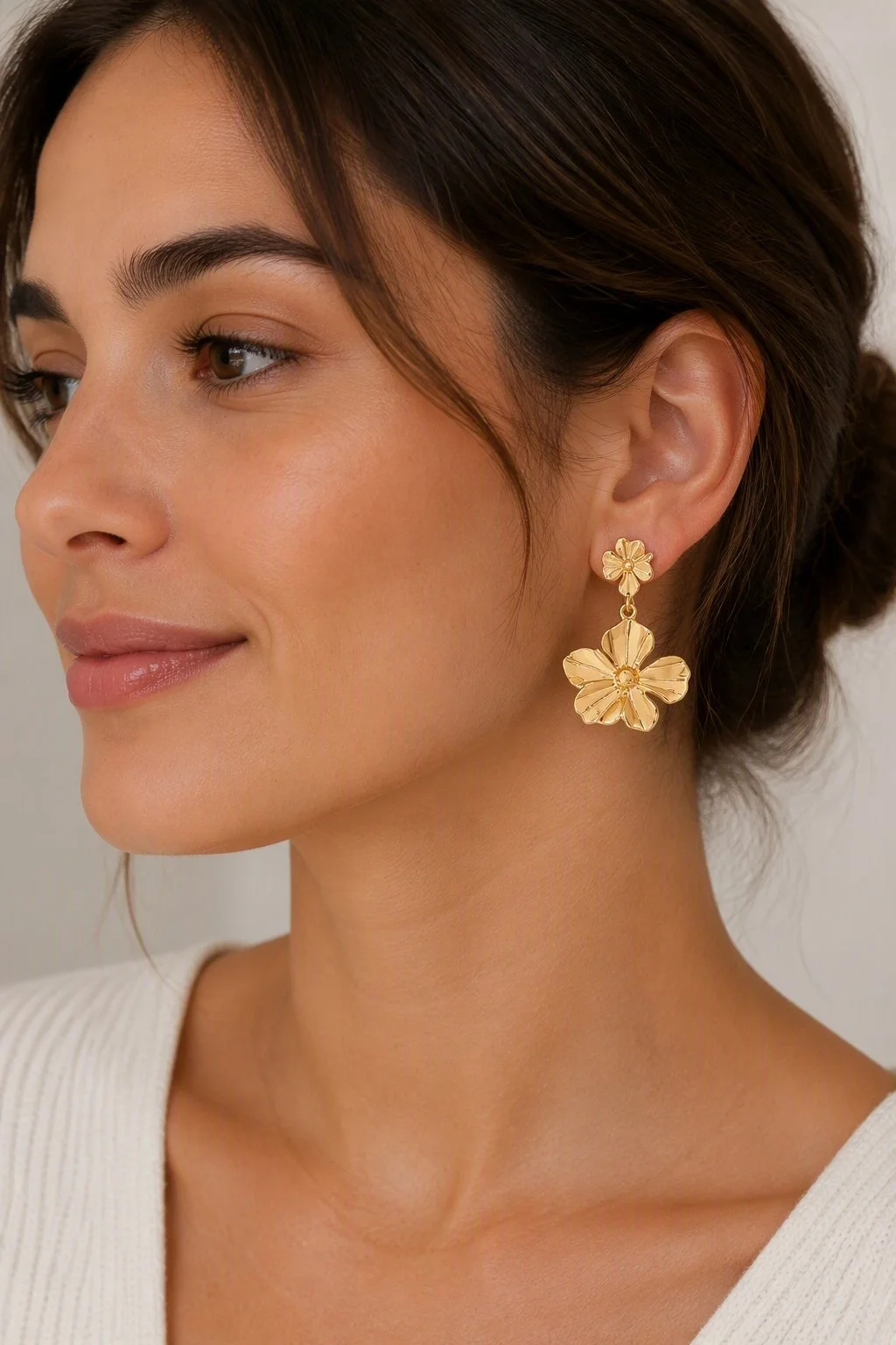 Boucles d'Oreilles Fleur Éclatante
