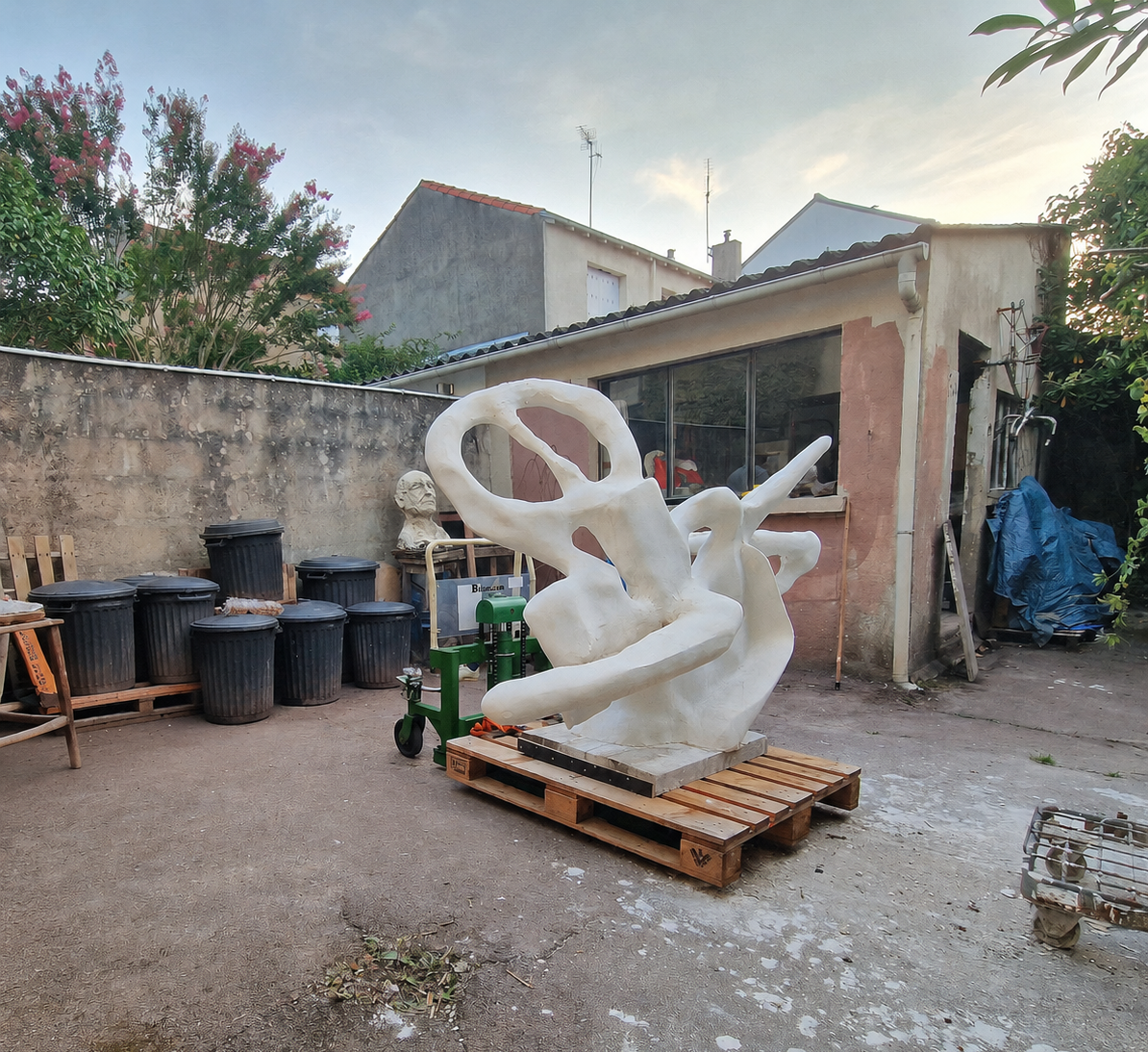 Sculpture - Plâtre -  Modelage - CEMI (artiste) 