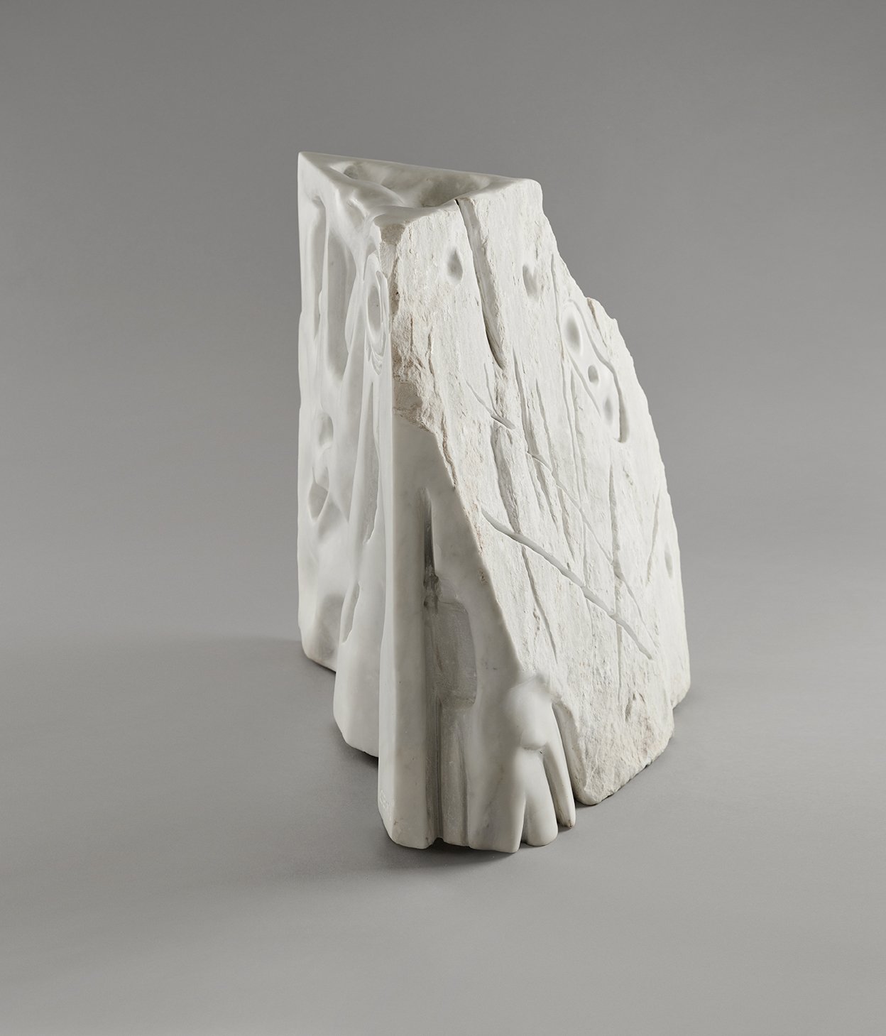 Sculpture - Marbre de Carrare - Taille directe - CEMI (artiste) 