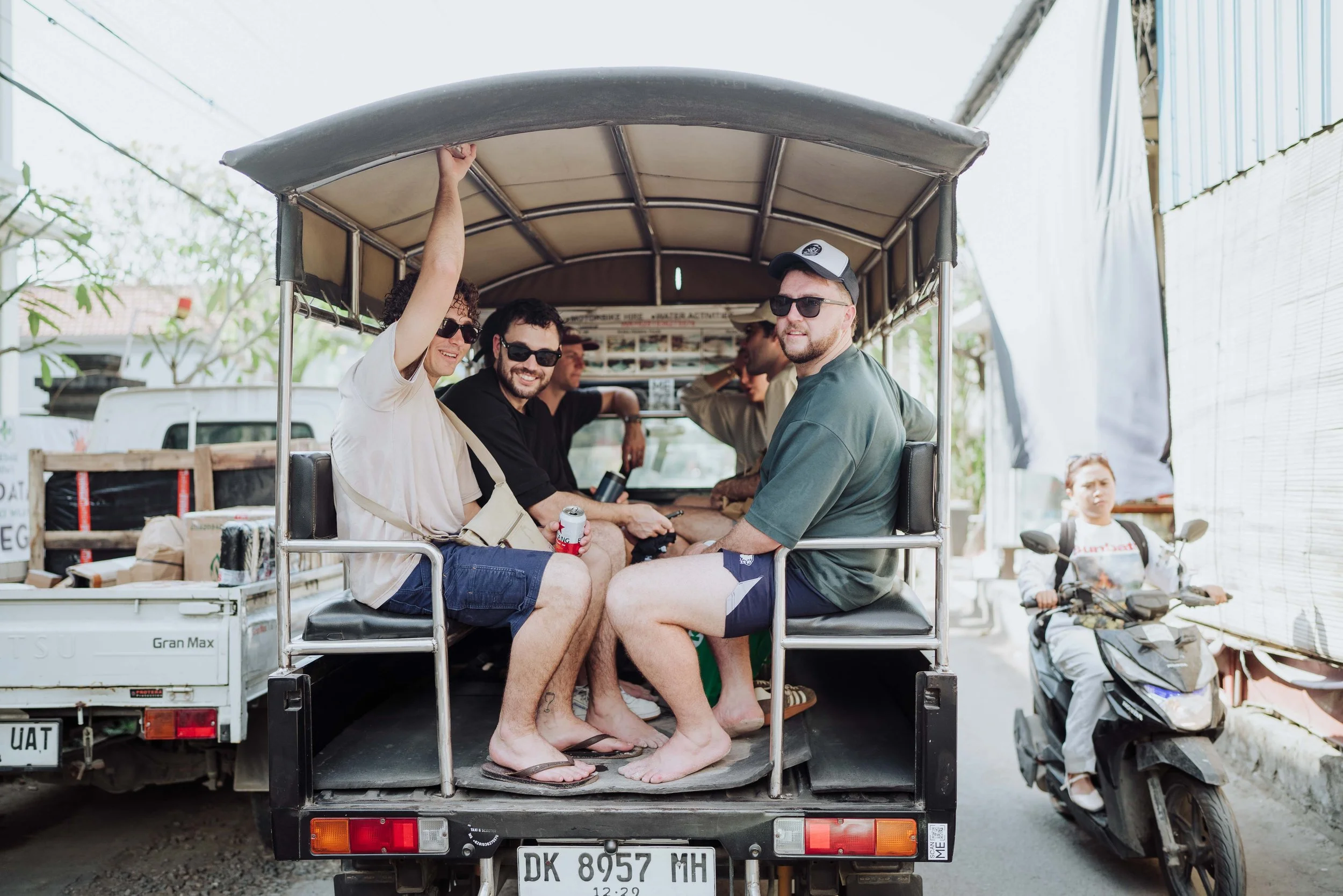 Kalm Lembongan courtesy island transfer