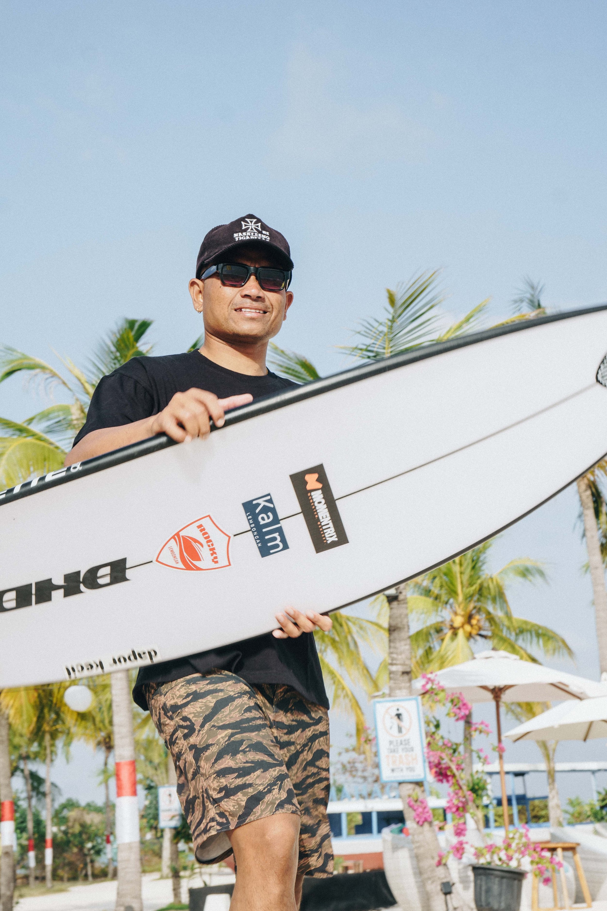 Kalm Community supporting local surfing in Nusa Lembongan