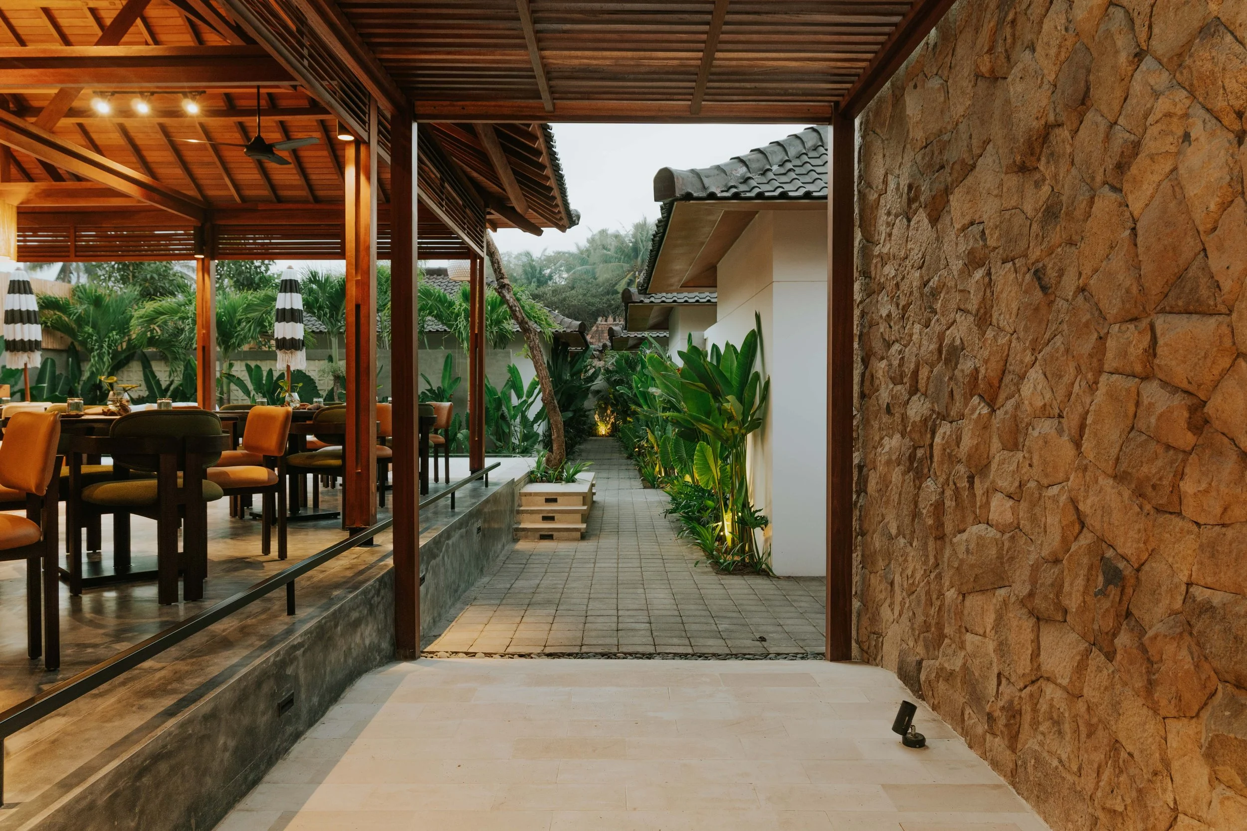 Open-air Kalm Kitchen restaurant overlooking the resort