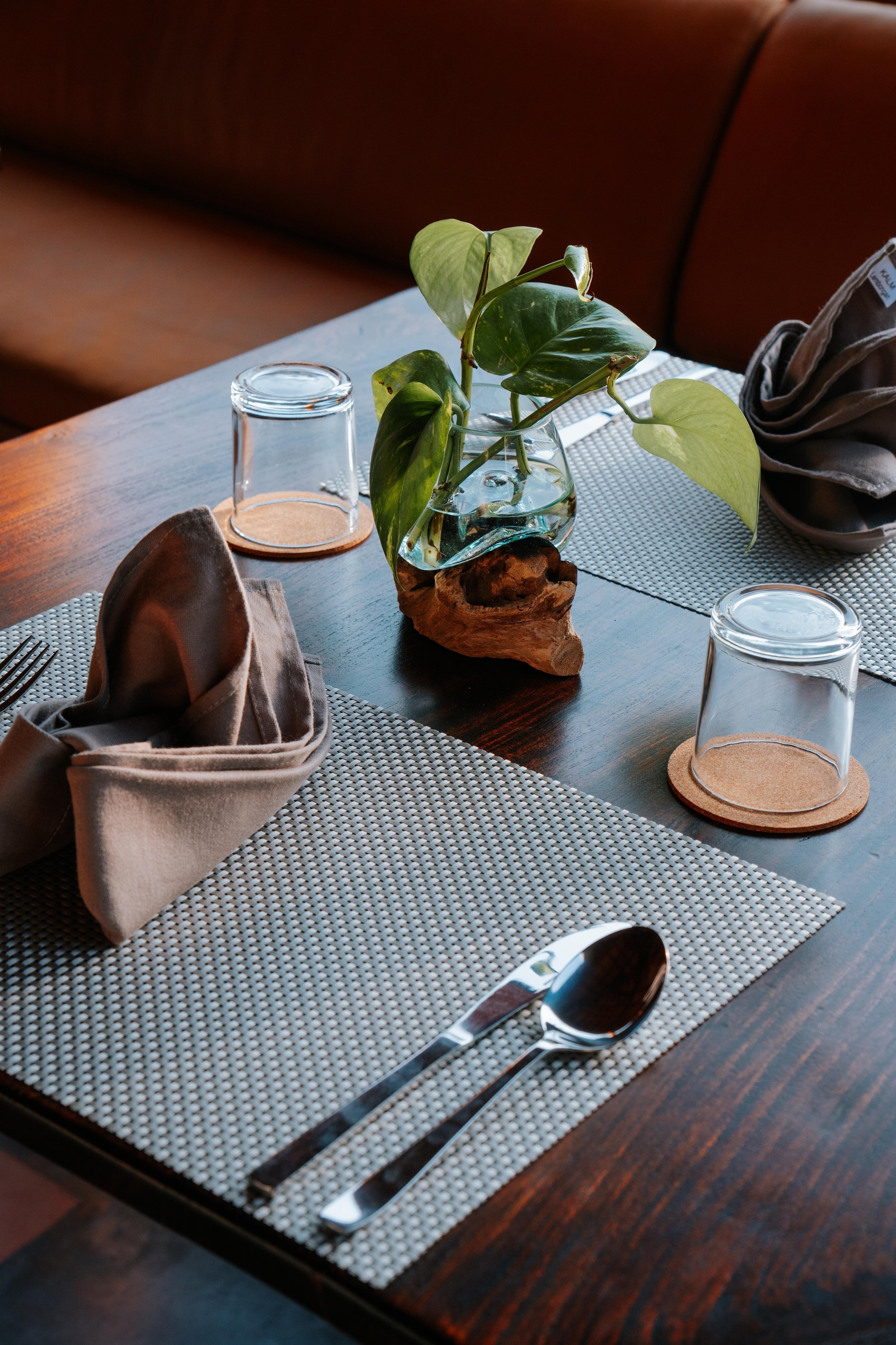 Table setting at Kalm Kitchen, Nusa Lembongan