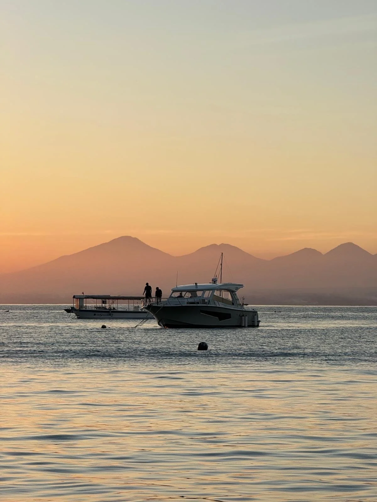 Private sunset cruise with Kalm Charters