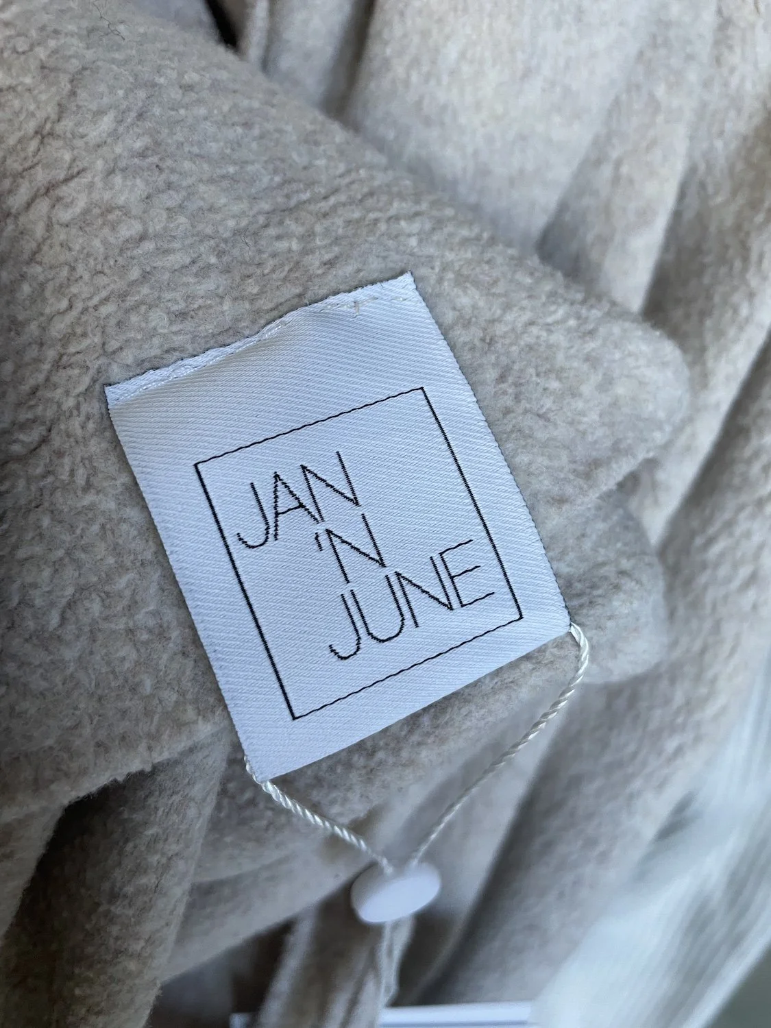 Jan&June beige XXL Scarf_1531.jpg