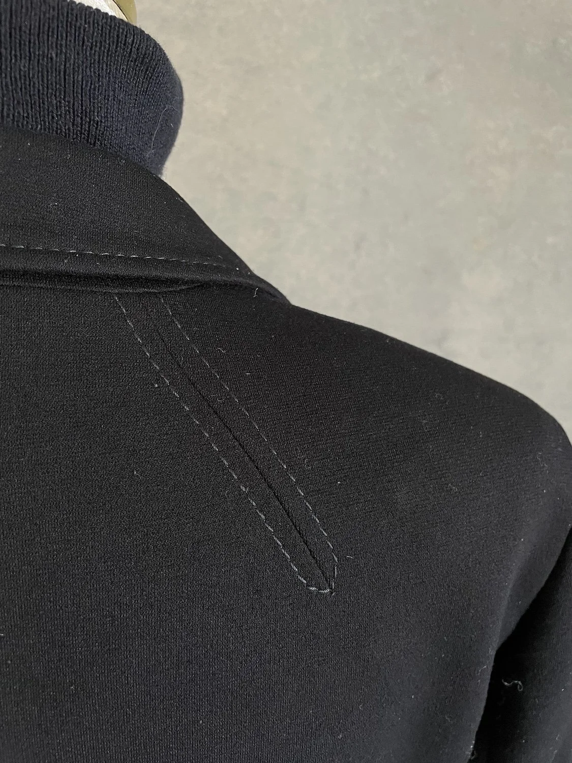 Gigue black blazer with cool stiching_1478.jpg