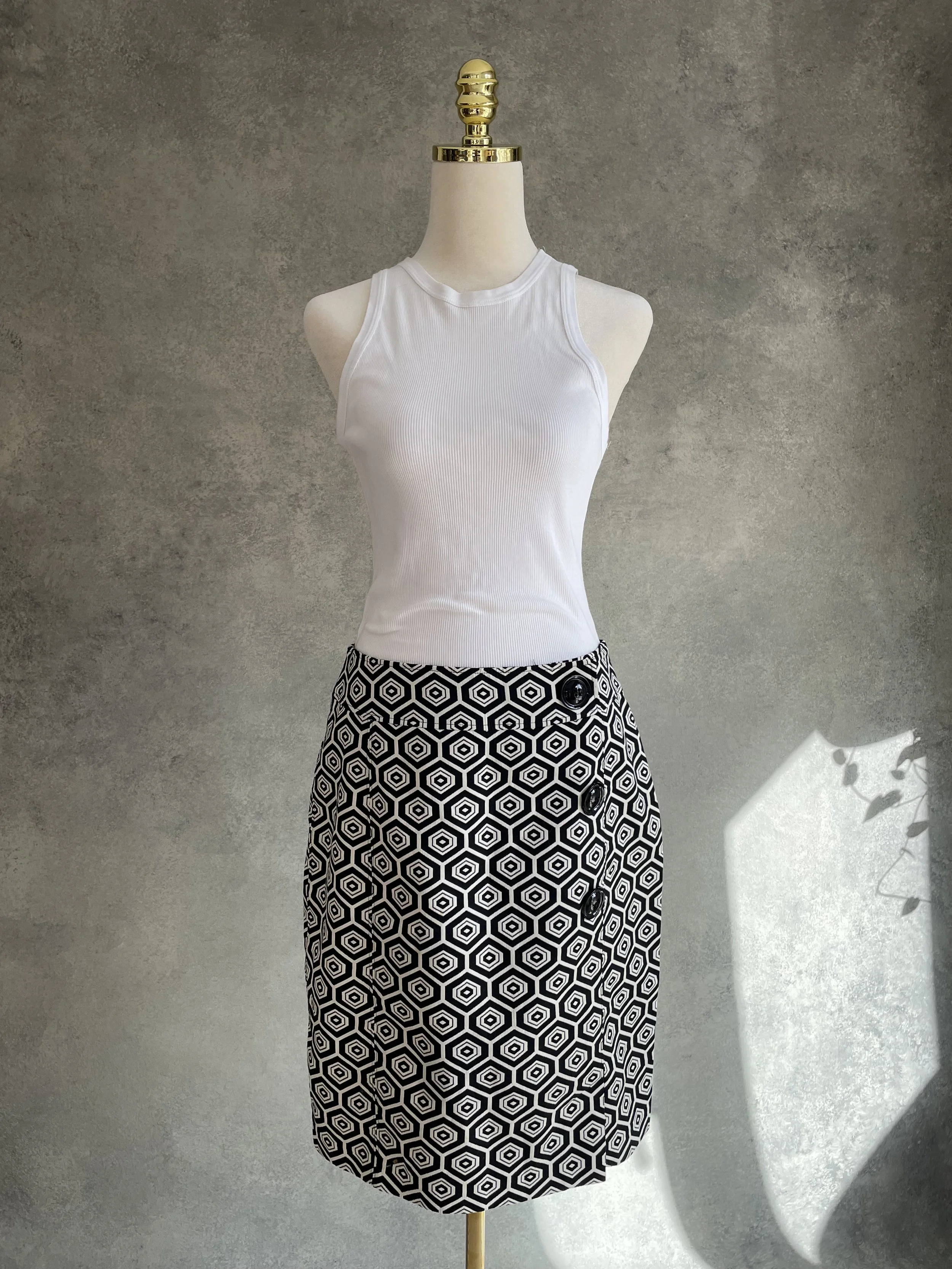 CAROLINE BISS Pencil Skirt in Black & White