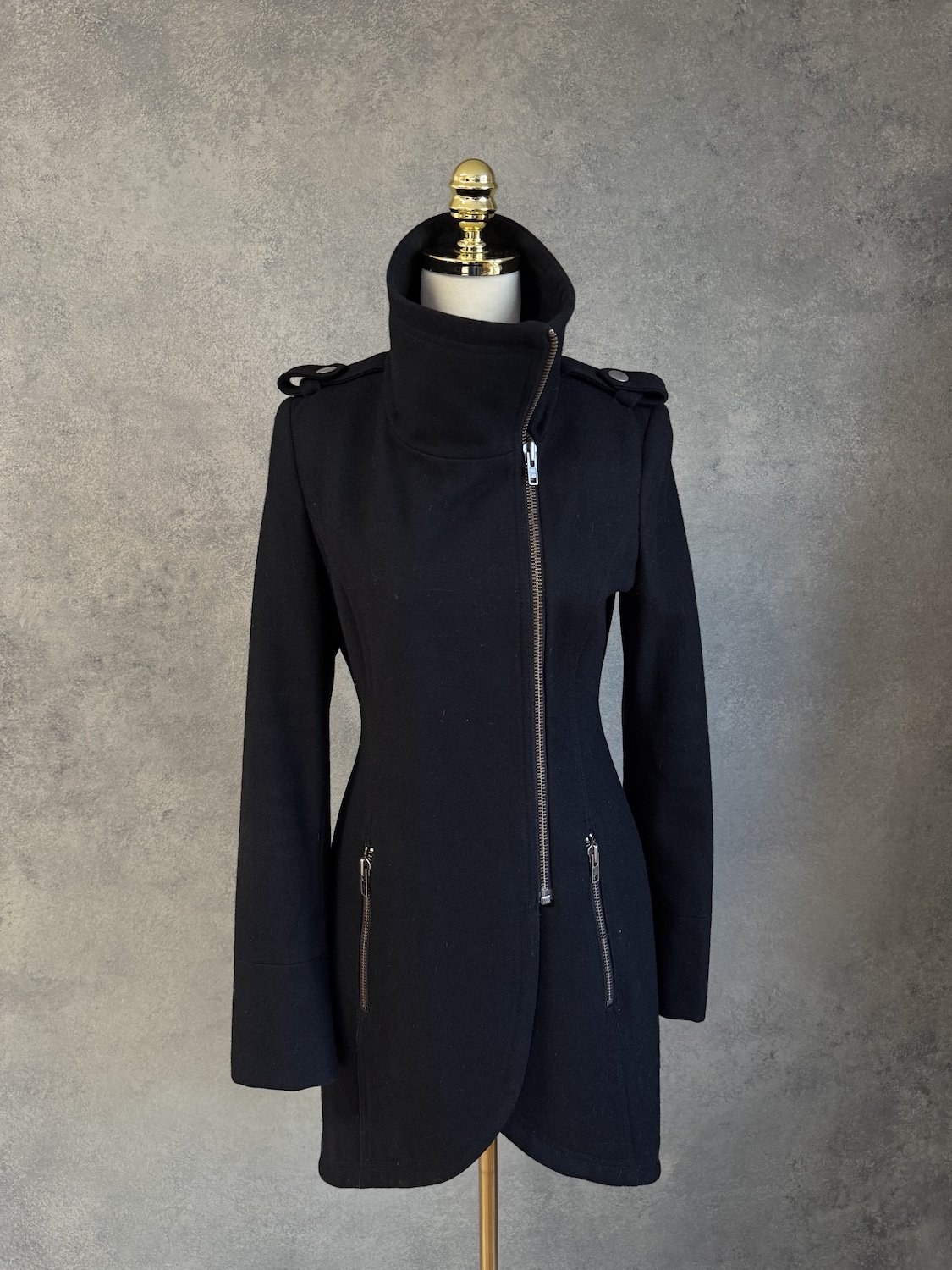 Gestuz black zipper military vibe coat_1489.jpg