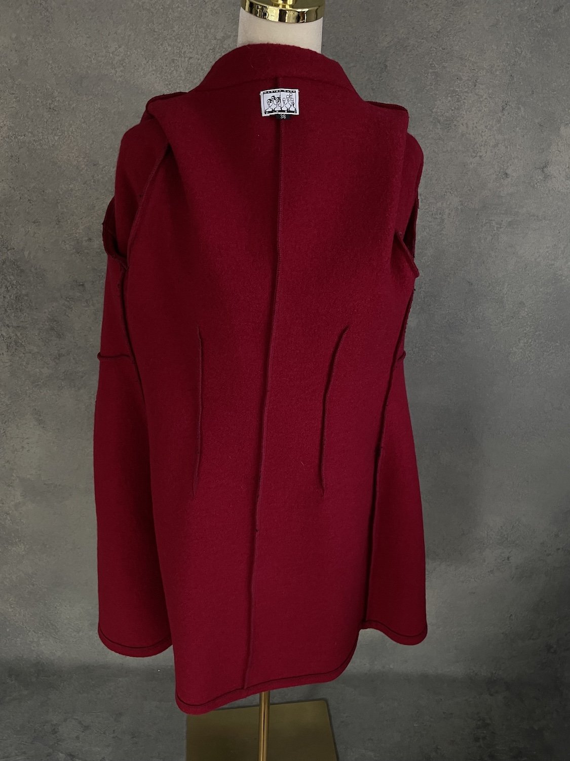 Marion Muck red coa_1751.jpg