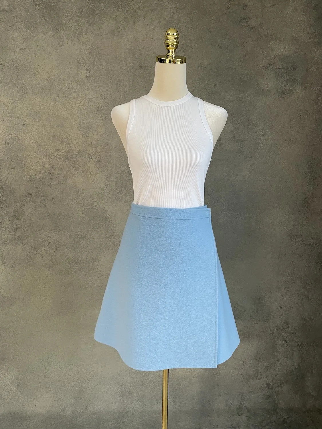 IRIS VON ARNIM 100% Cashmere Light Blue Wrap Skirt