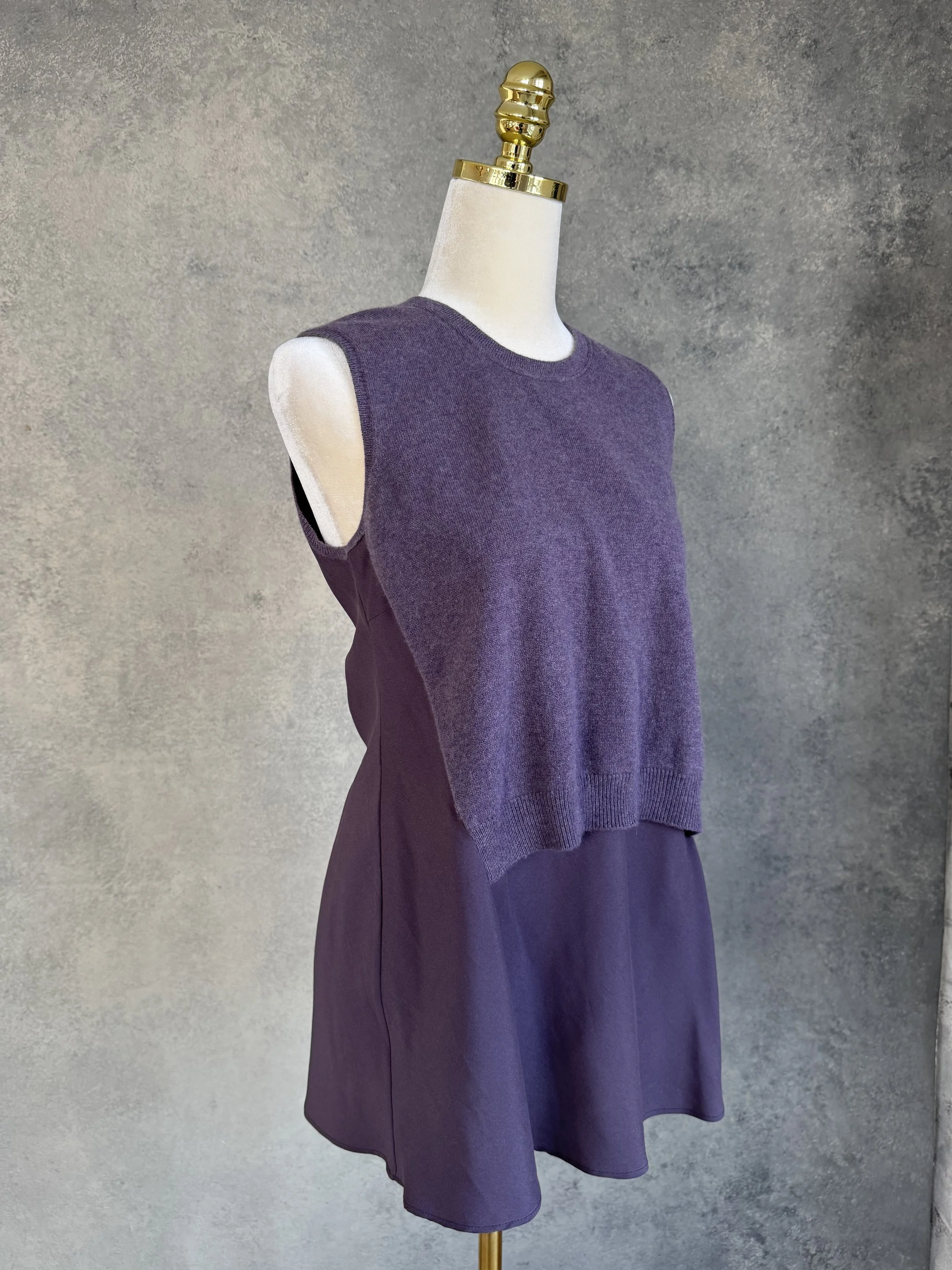 Side profile of the Brunello Cucinelli mauve tunic, illustrating the sophisticated, relaxed fit