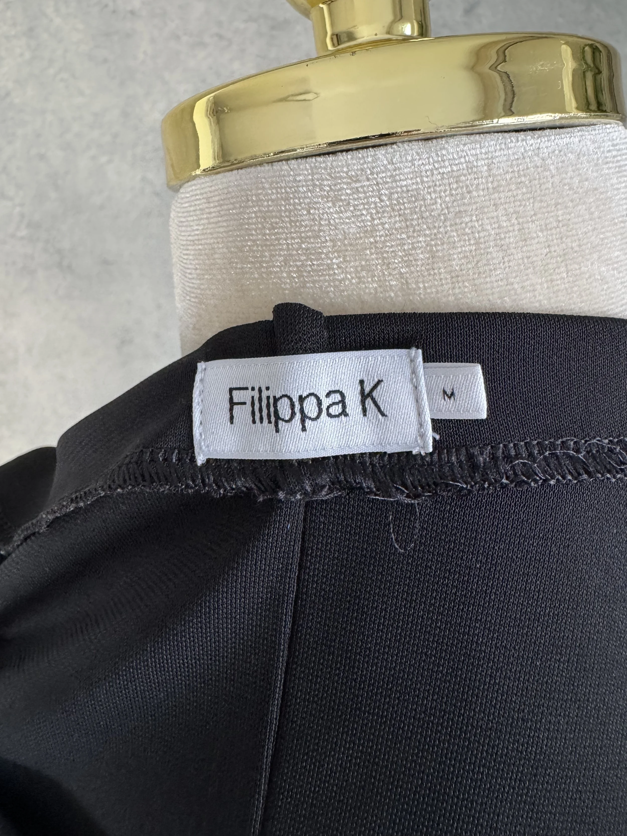 FilippaK black dress creassless_0323.jpg