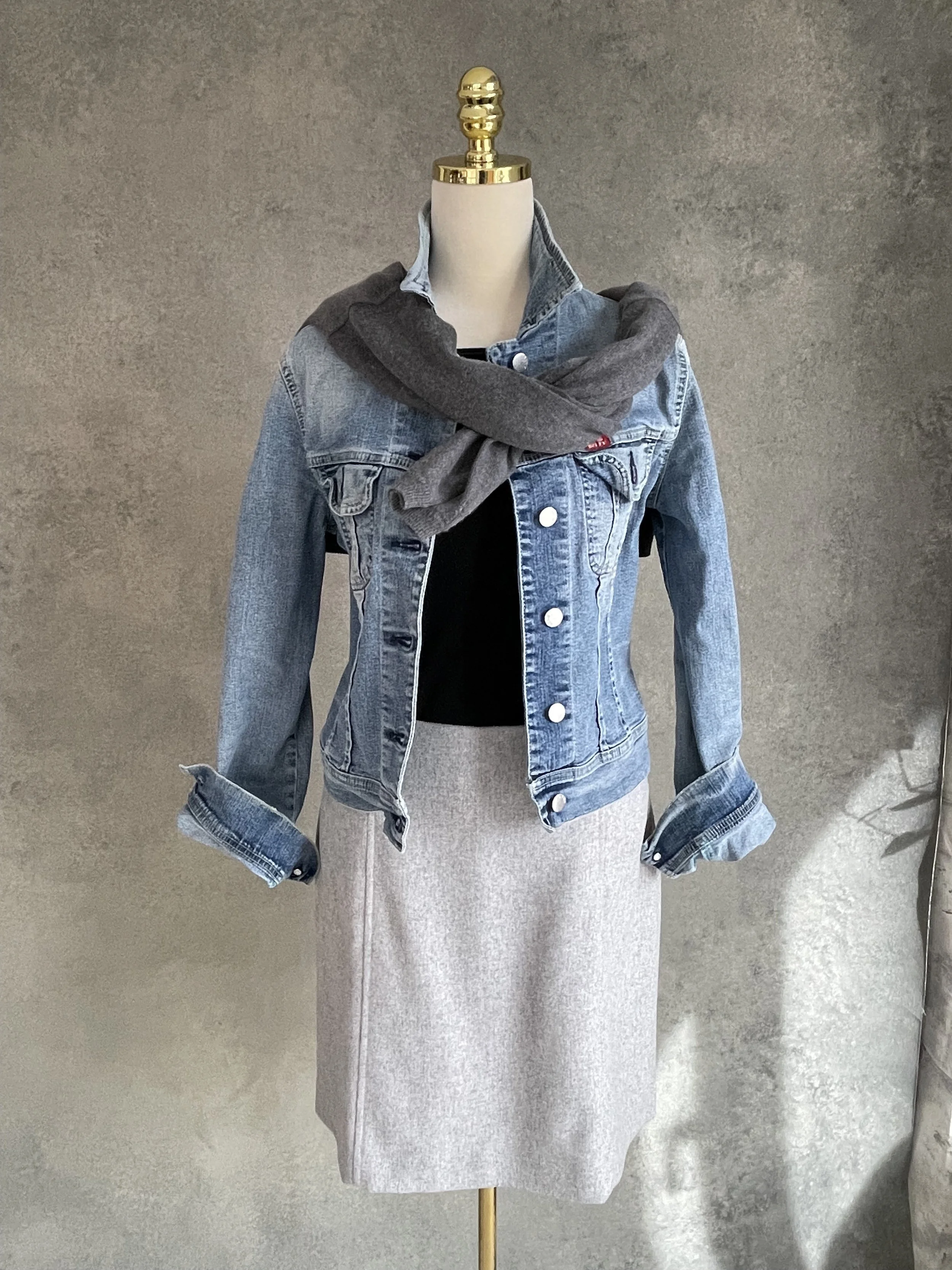 Marc O'Polo grey wool skirt styledCinque grey wool skirt styledIMG_9978.jpg