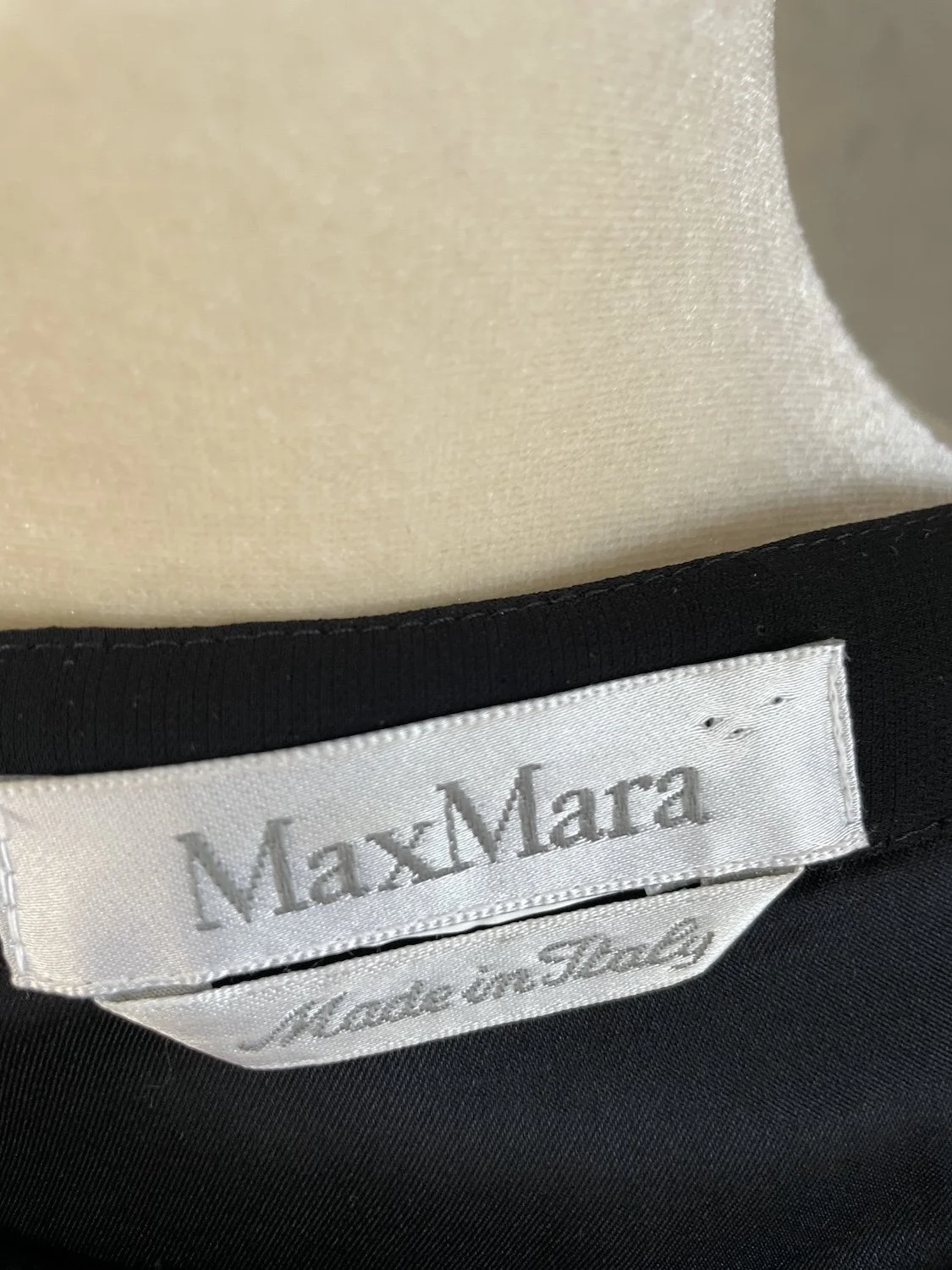 MaxMara Sleevless belted dress_1426.jpg