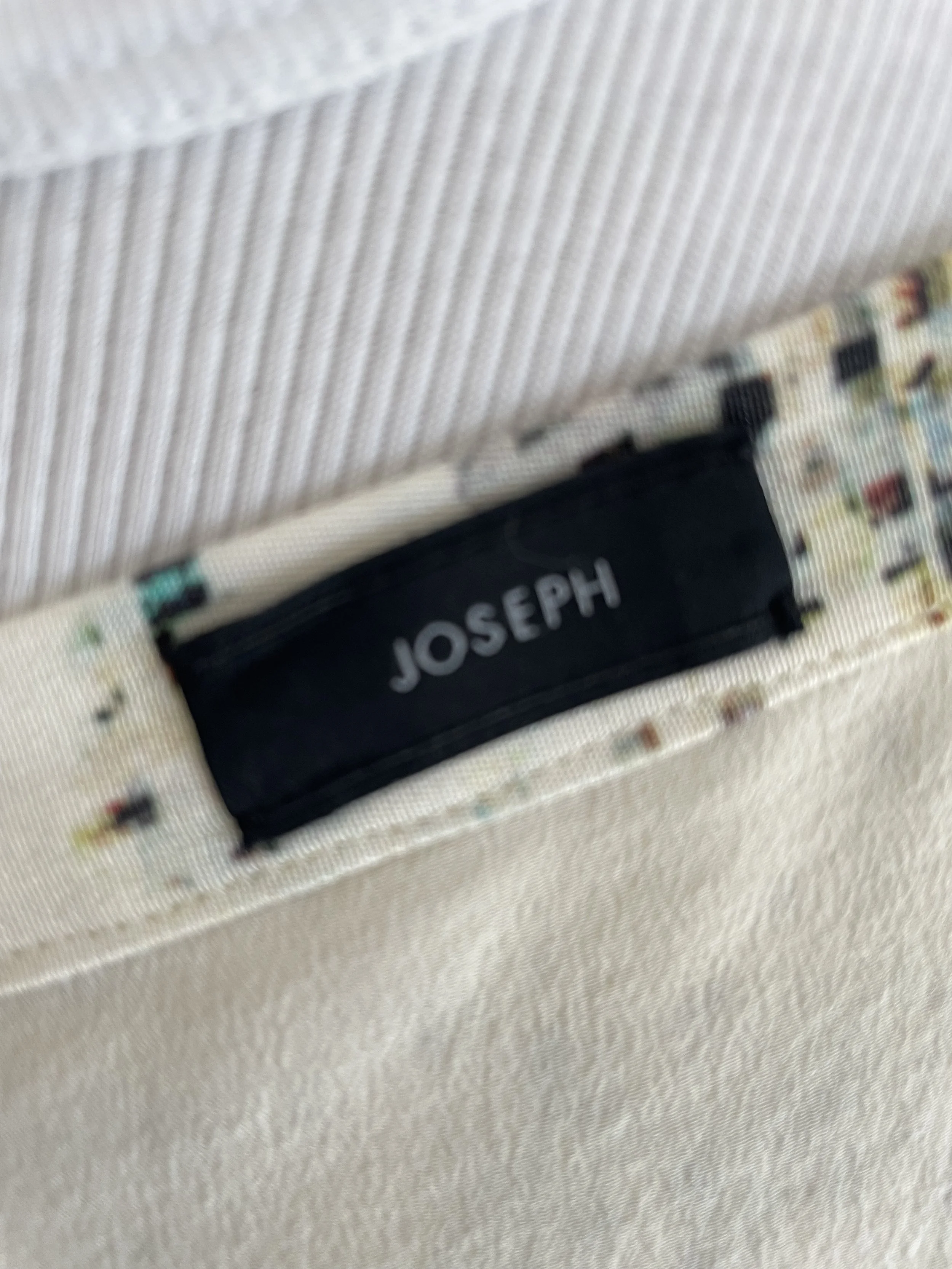 Close-up of the Joseph brand tag.