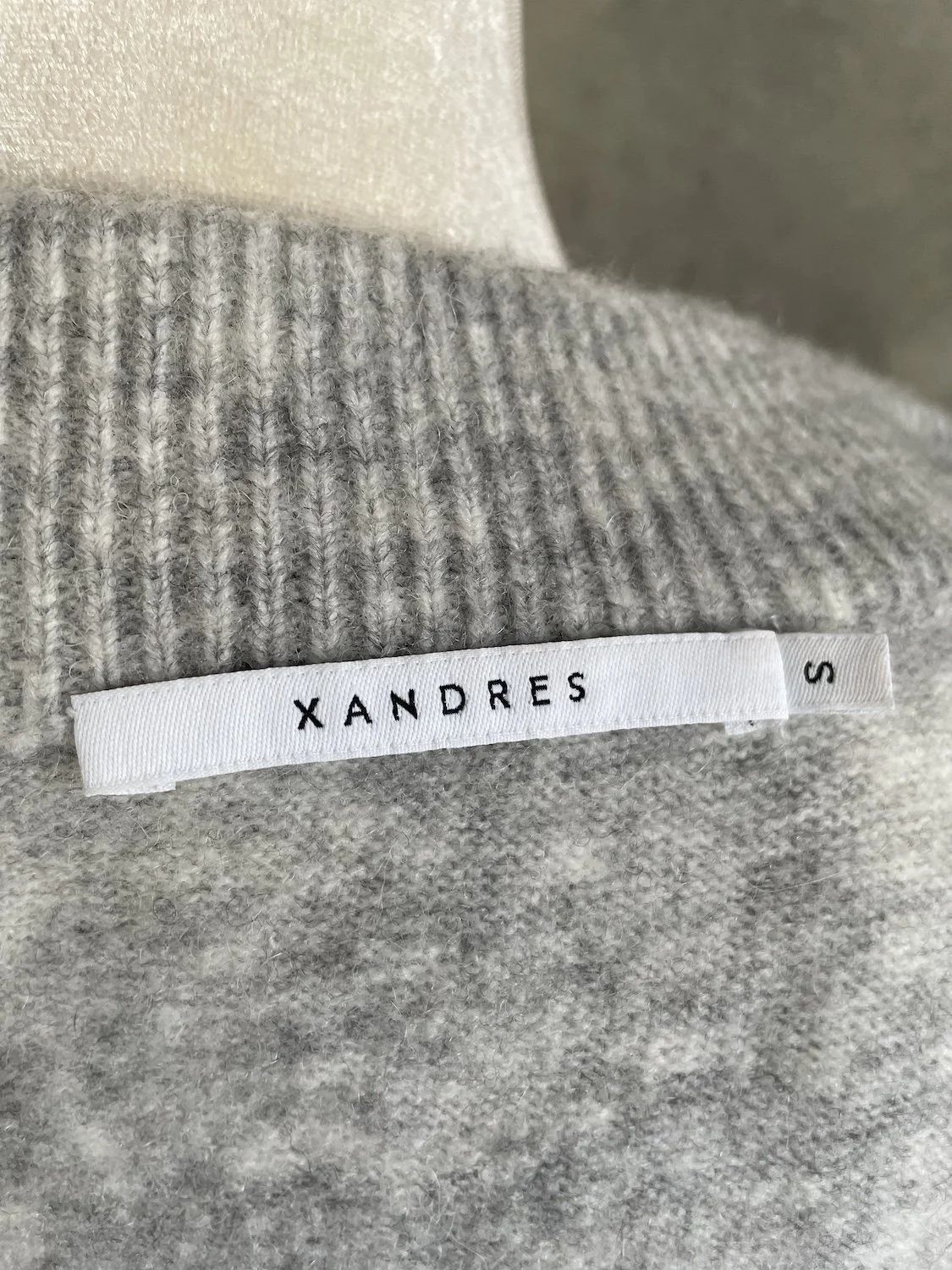 Xandres sweater dress light grey_1268.jpg
