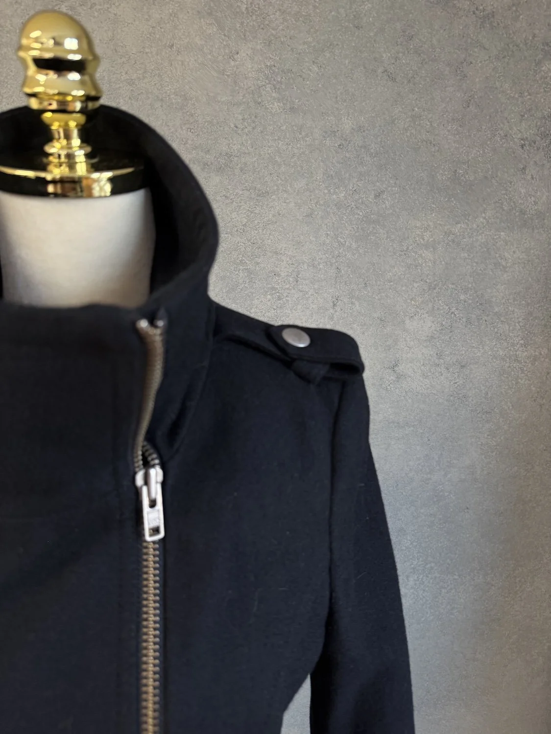 Gestuz black zipper military vibe coat_1490.jpg