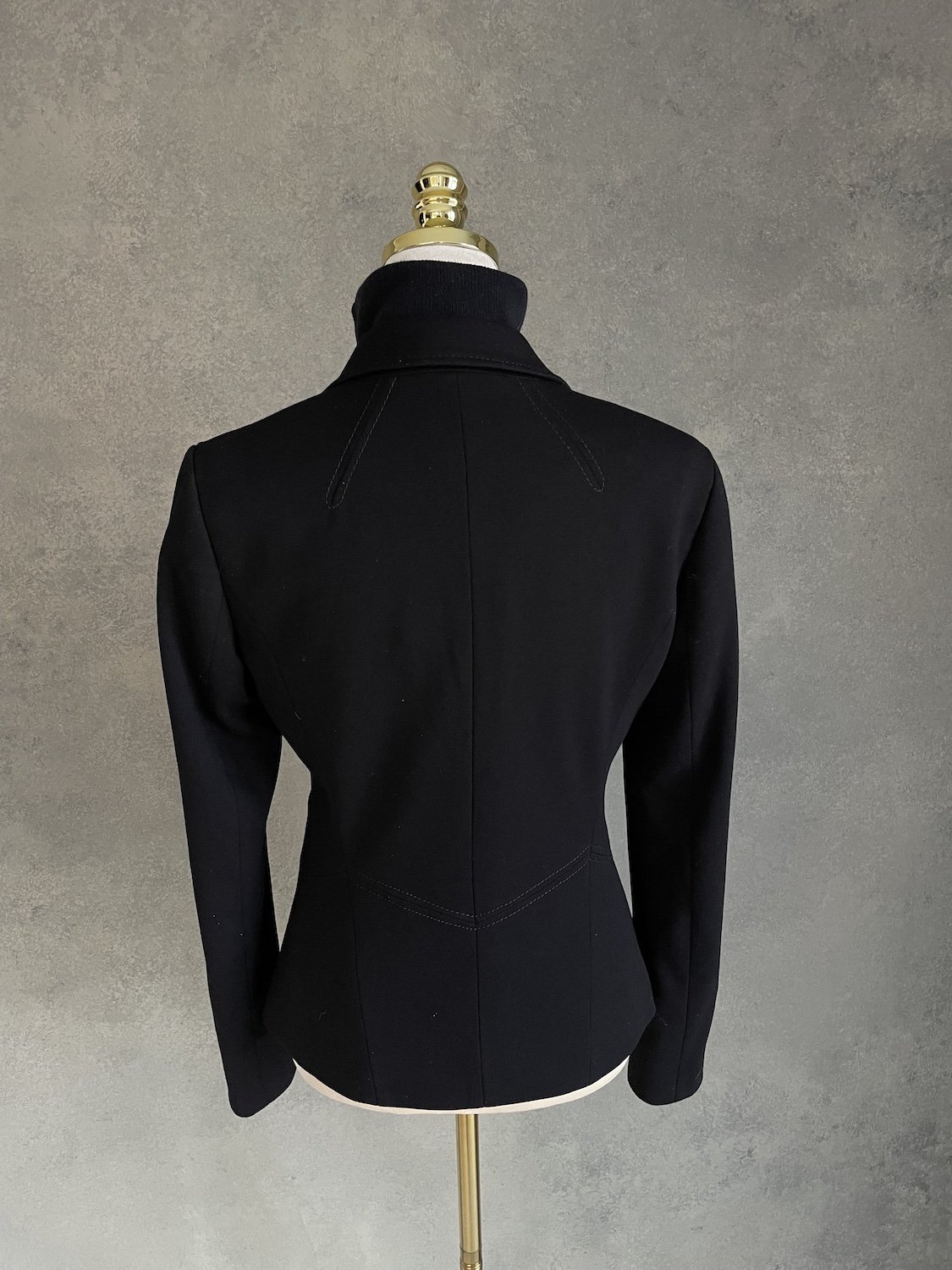 Gigue black blazer with cool stiching_1477.jpg