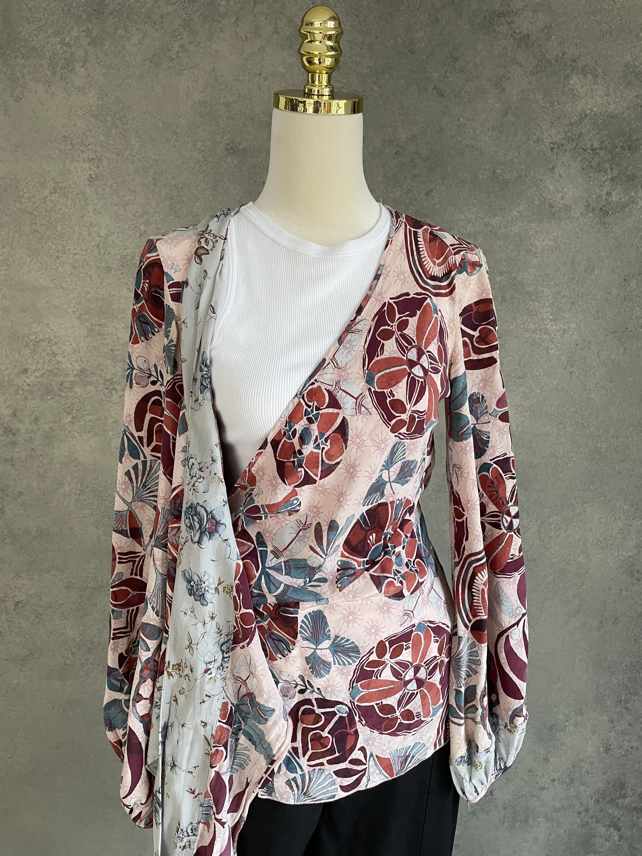 Dondup-Silk wrap shirt floralIMG_9958.jpg