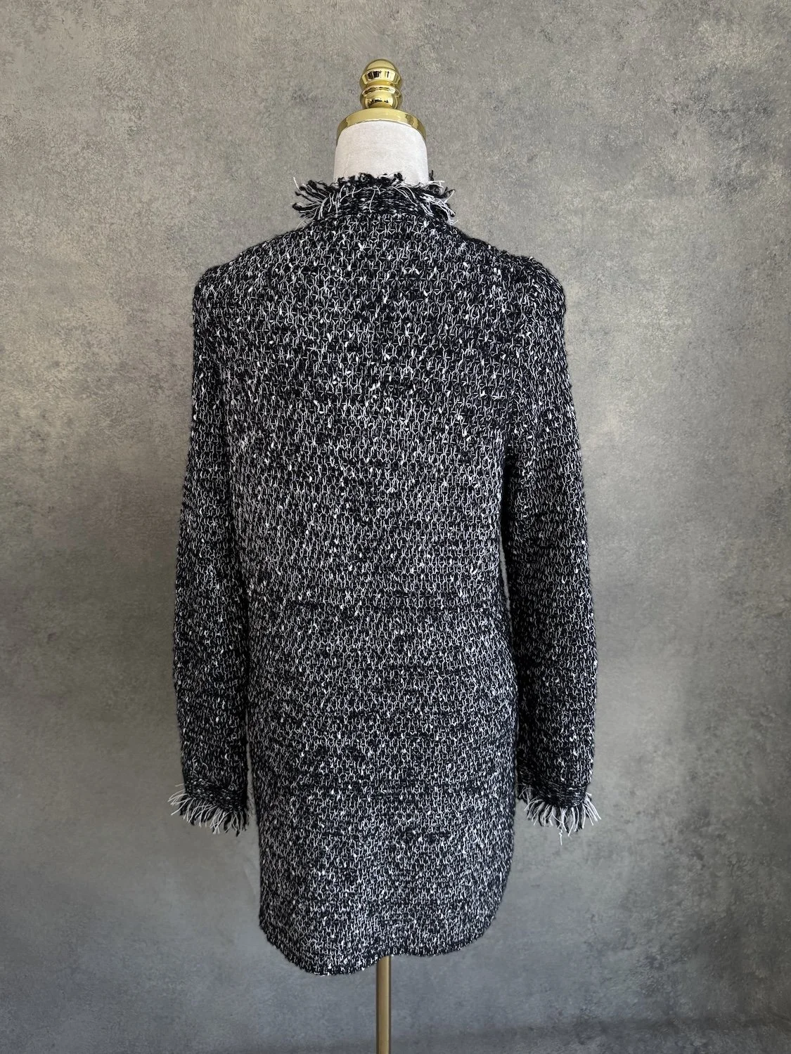 Hearts shaggy black wite speckled cardigan pearl buttons_1328.jpg