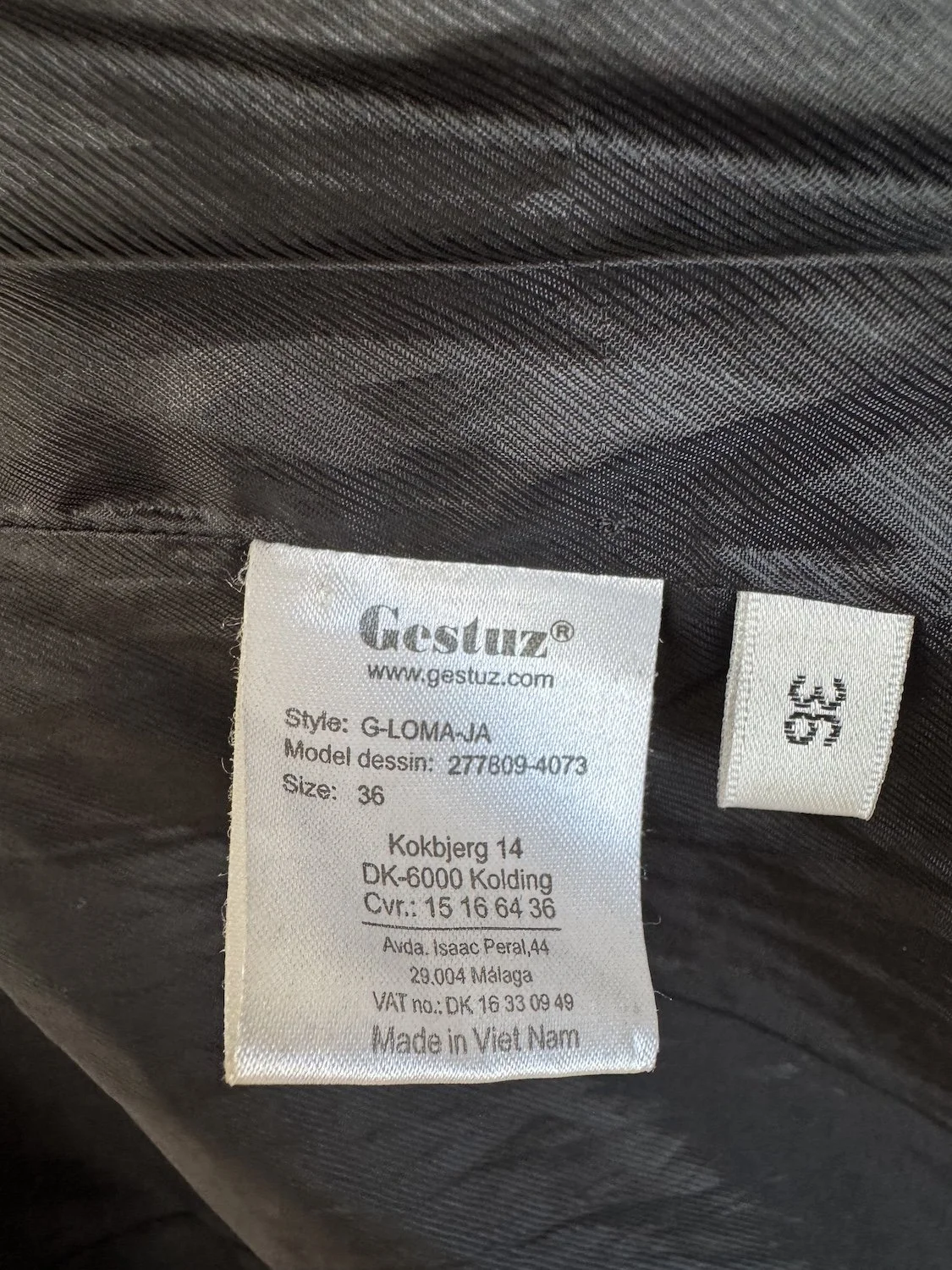 Gestuz black zipper military vibe coat_1495.jpg