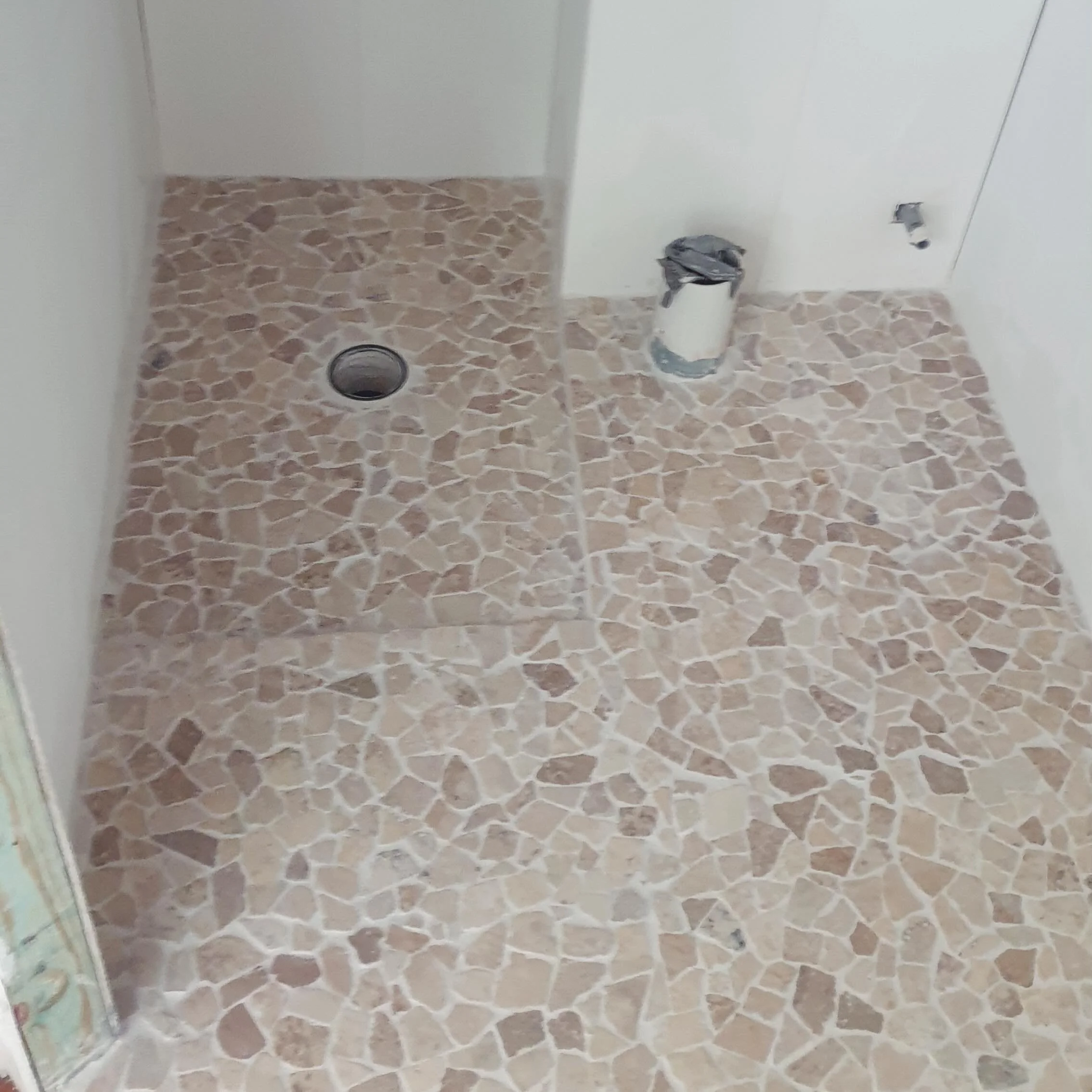 Small tiling job to lift and rejuvenate an old space. #handymanservices #tiing #homedecorating