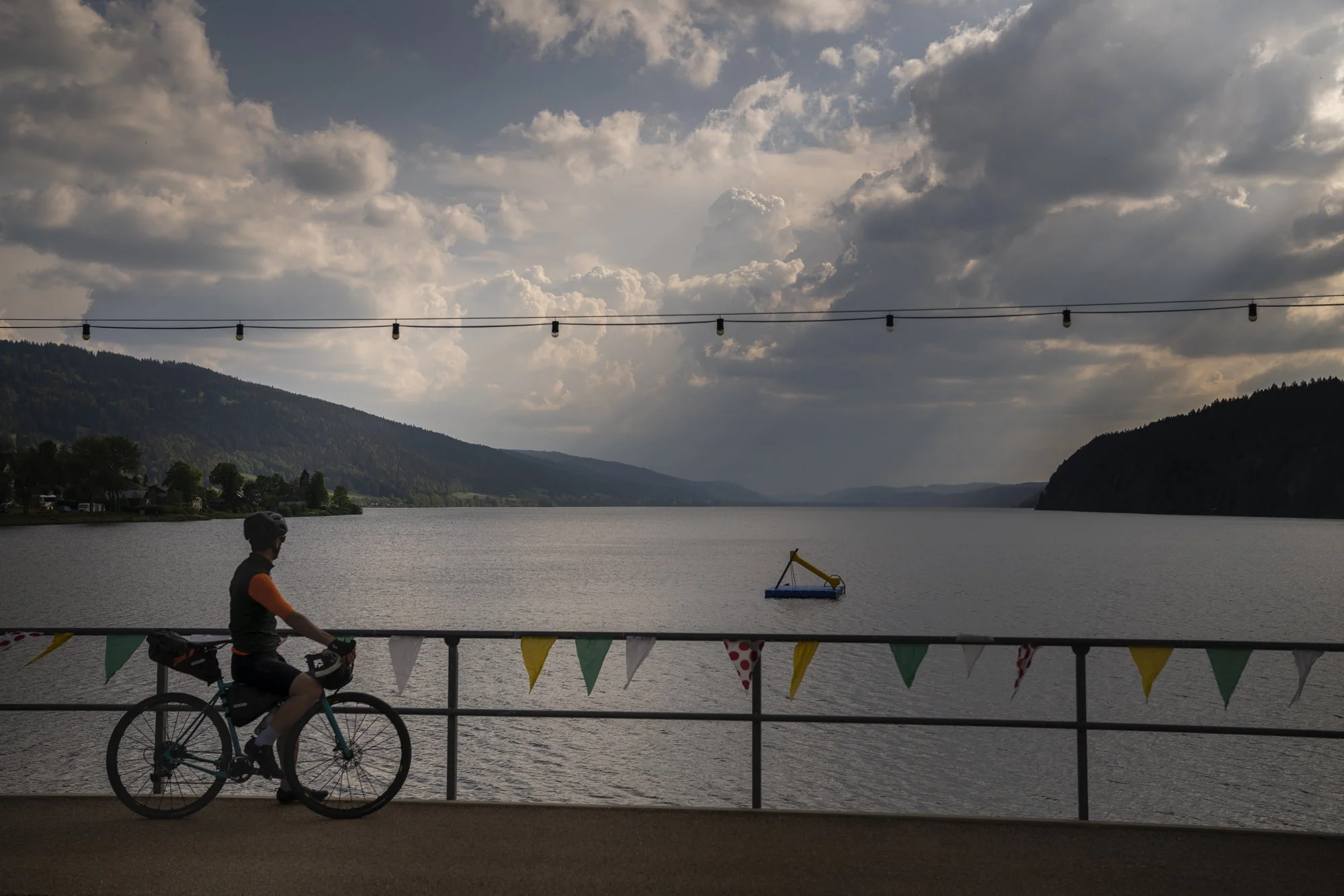 Lac-de-Joux.jpg