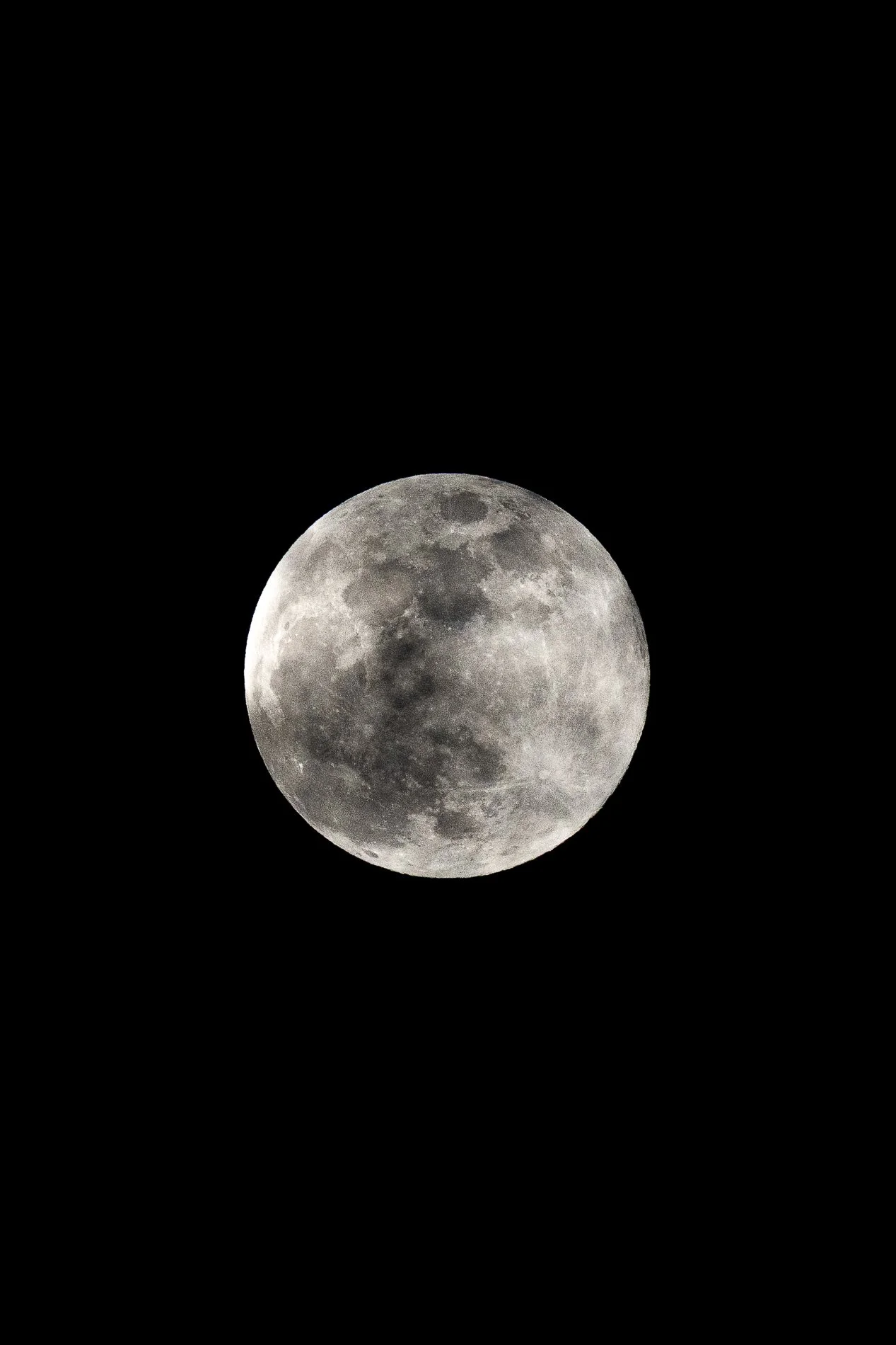 LUNE.jpg