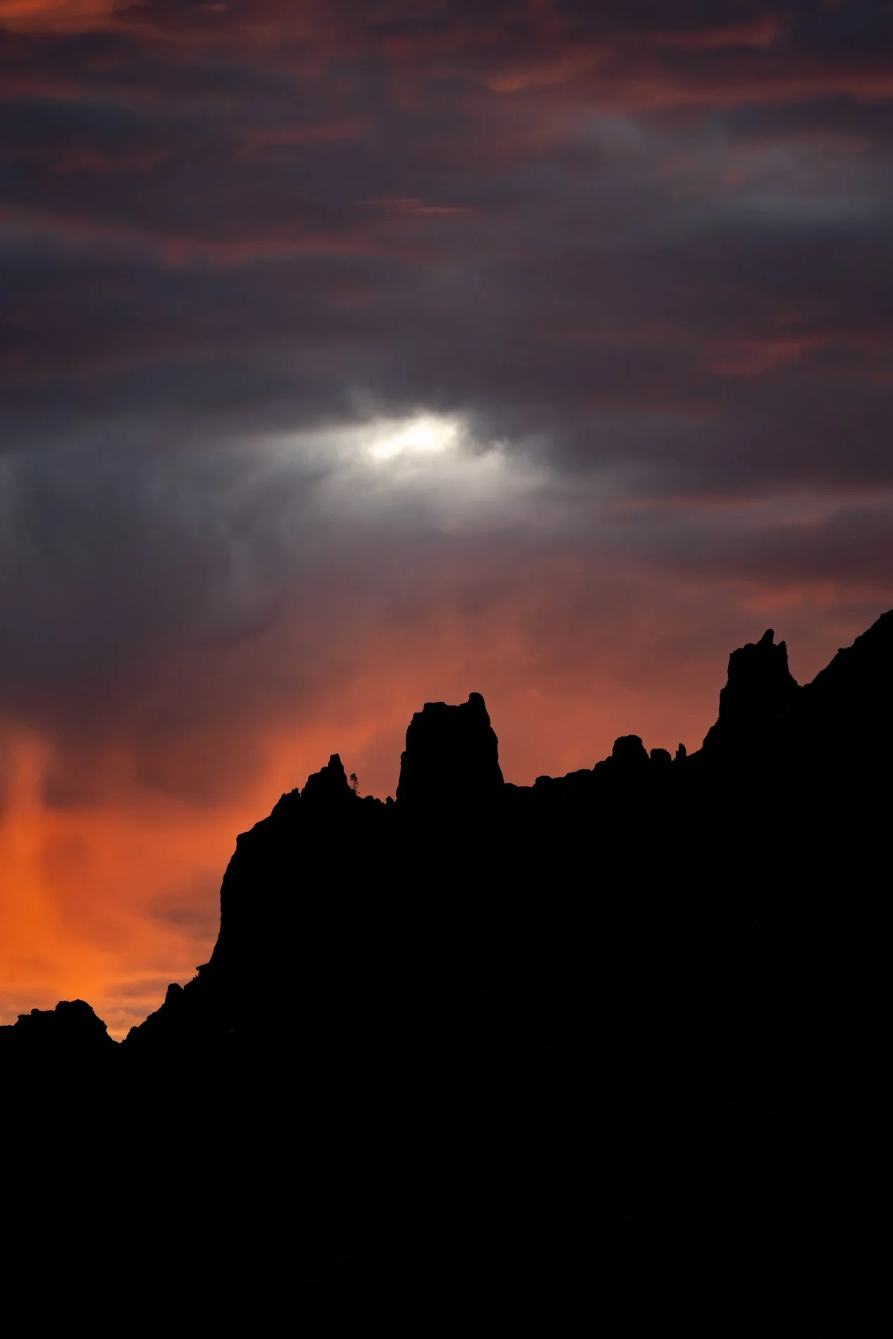 SUNSET - Claudia Lamothe-4.jpg