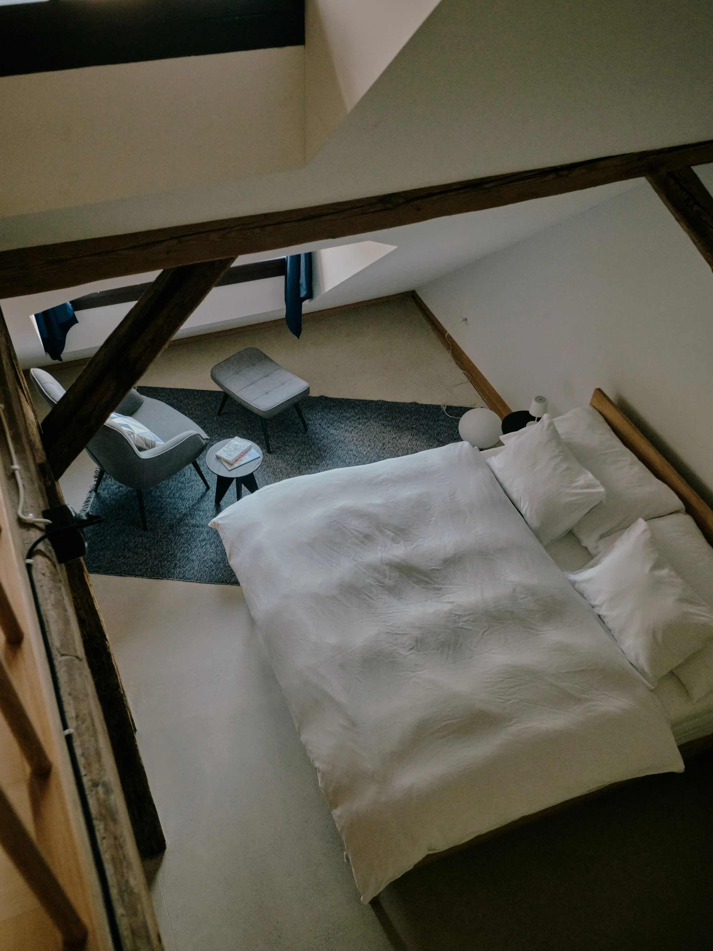 Schlafzimmer Vogelperspektive.jpg