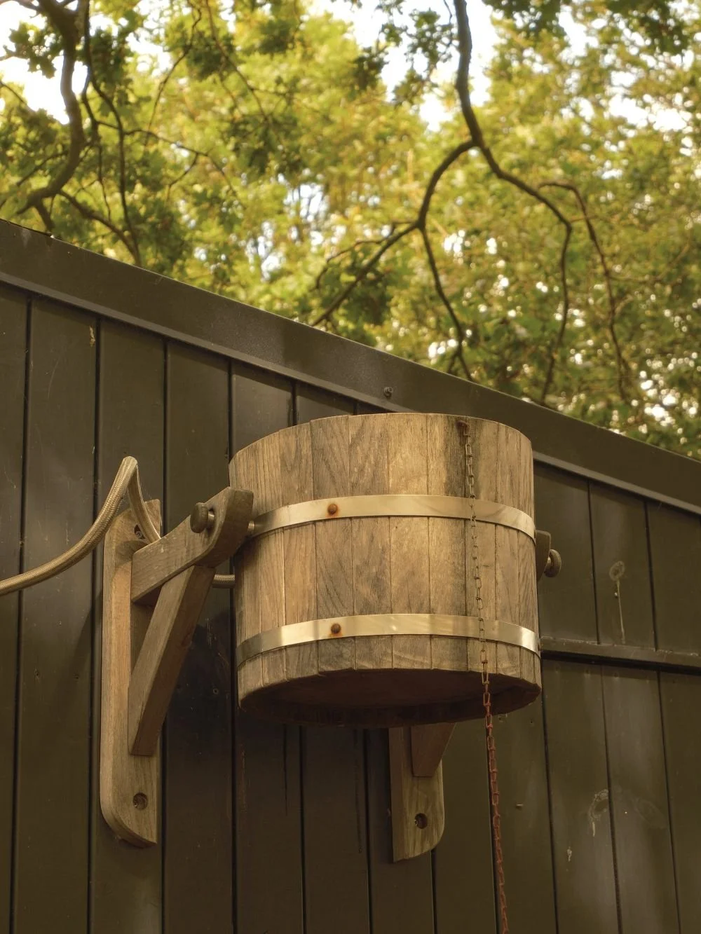 Outdoor bucket shower with pull chain