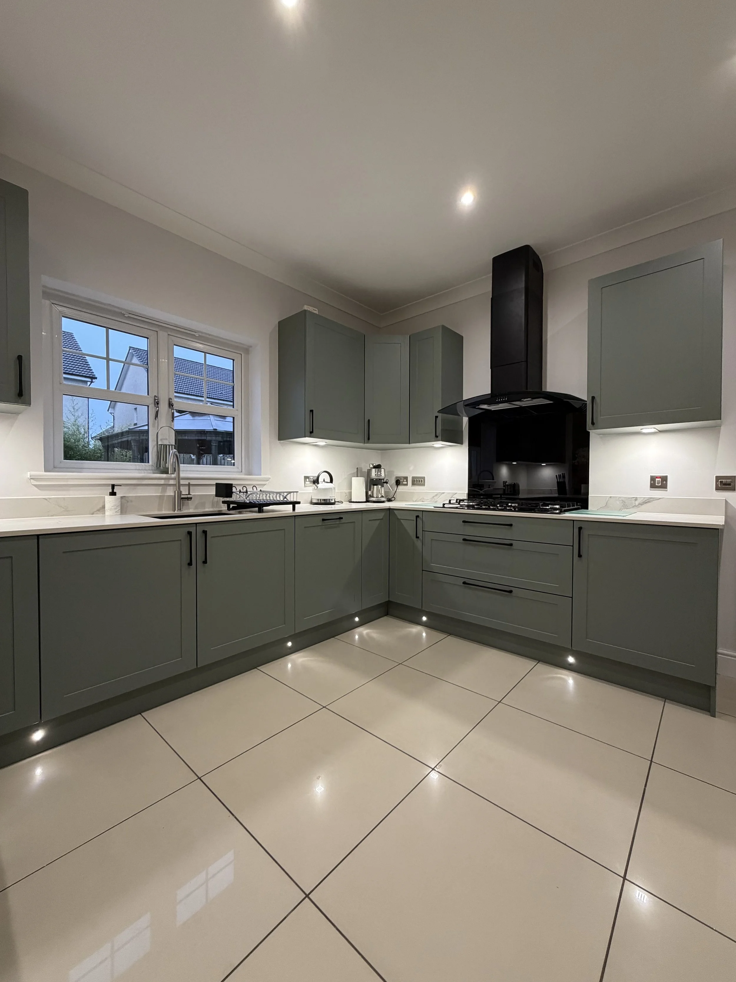 Lenzie - Kitchen and Media Wall