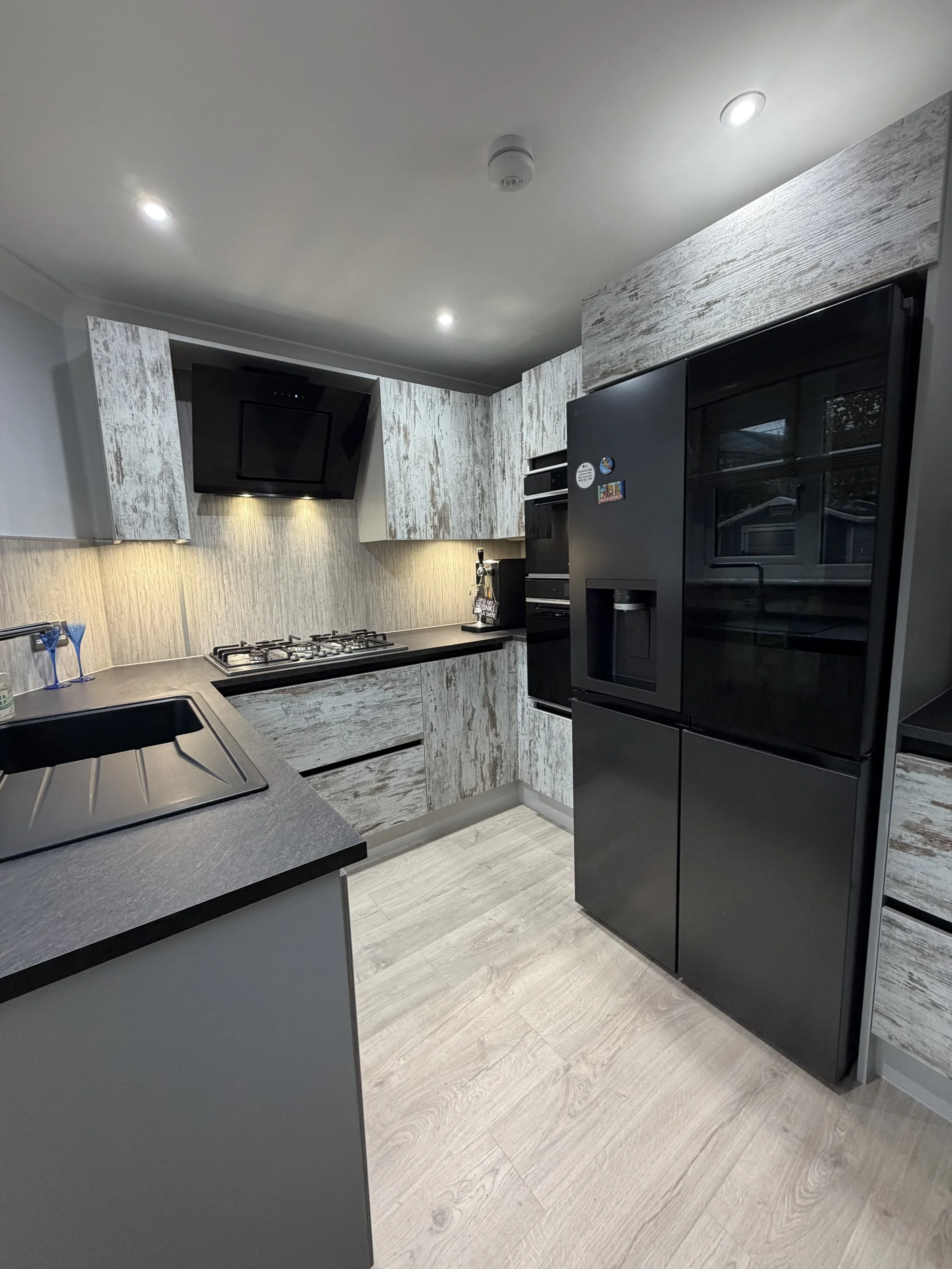 Kirkintilloch - Kitchen and Bathroom
