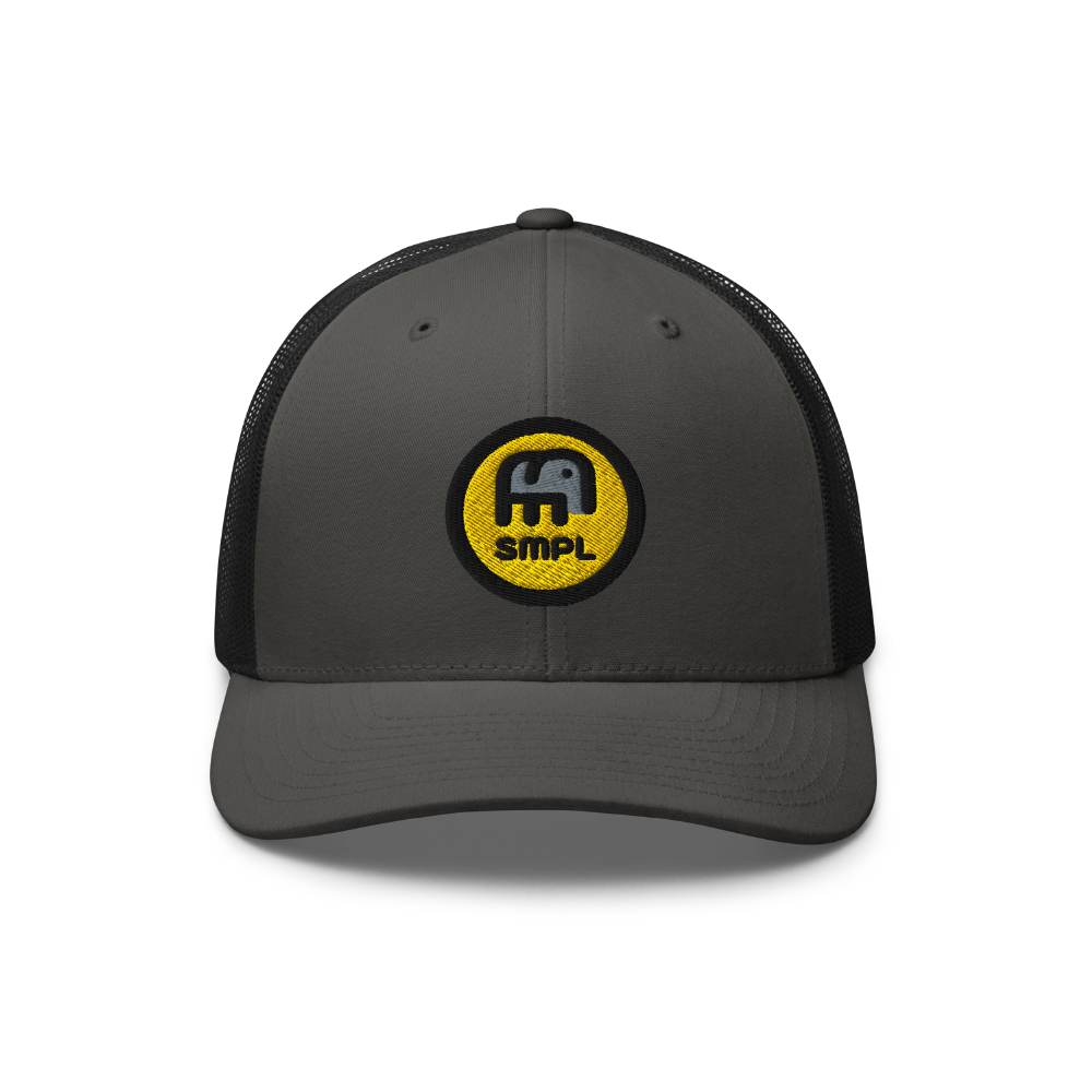SMPL_MOCKUP_TRUCKER-03.png