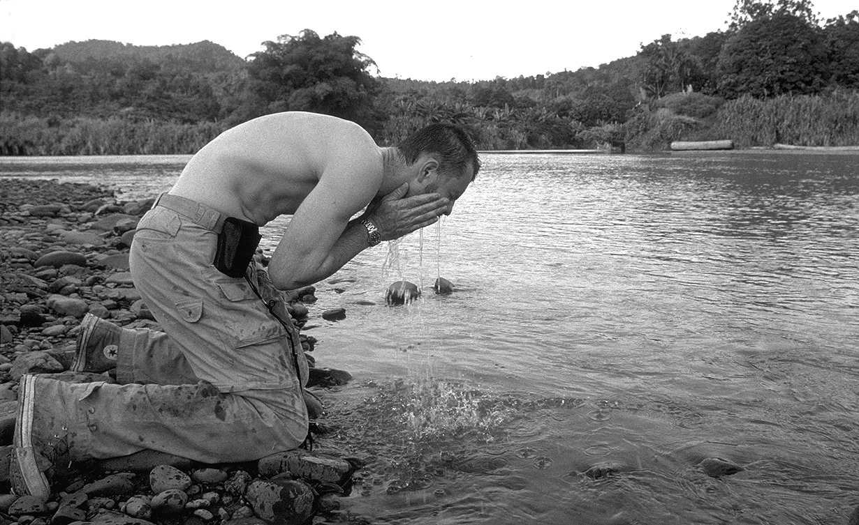 Robert Young Pelton on his expedition in Borneo to cross the border from Sabah to Kalimantan.  ©RYP, all rights reserved