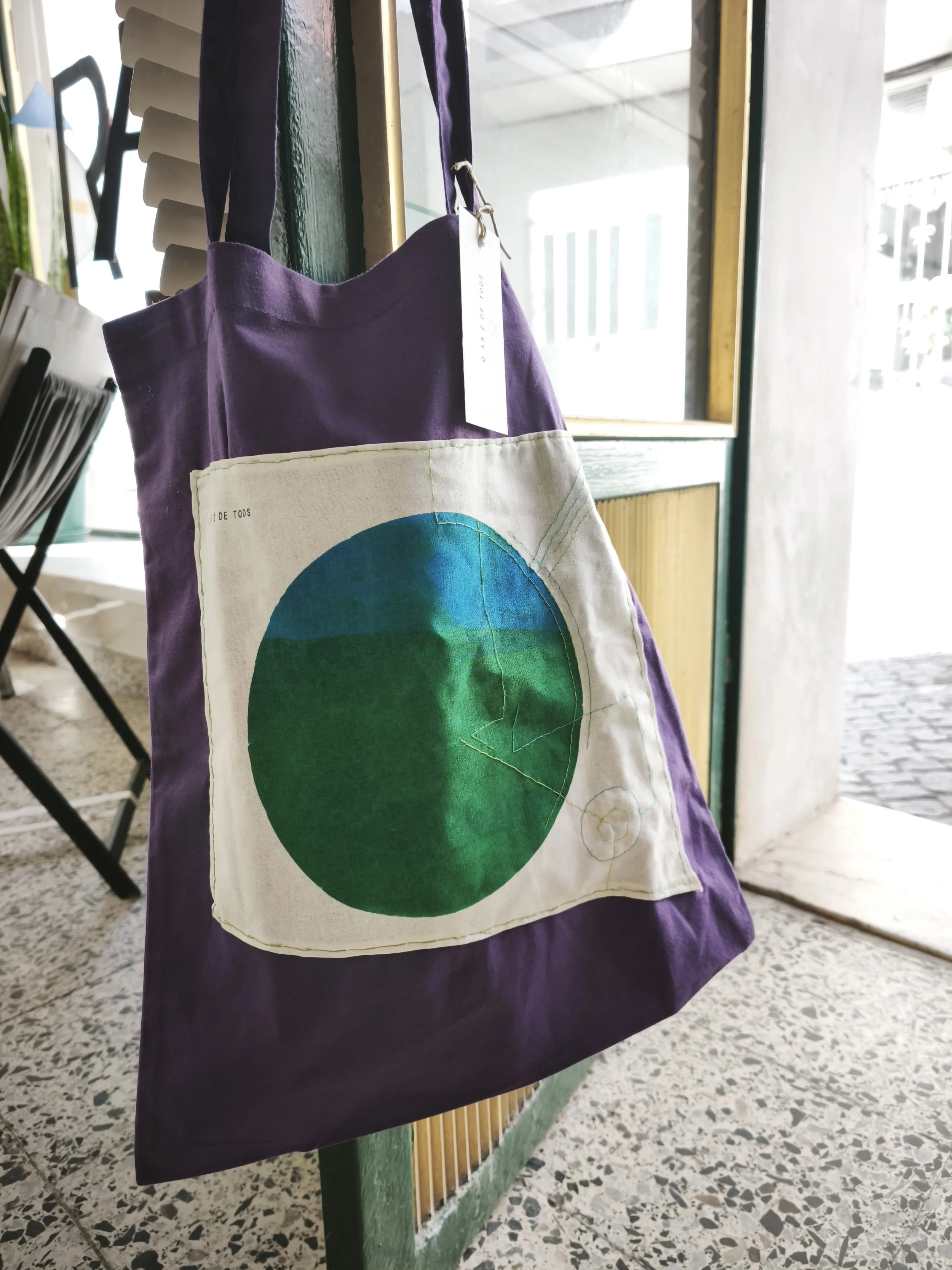 Totebag d'o AR é de Tods