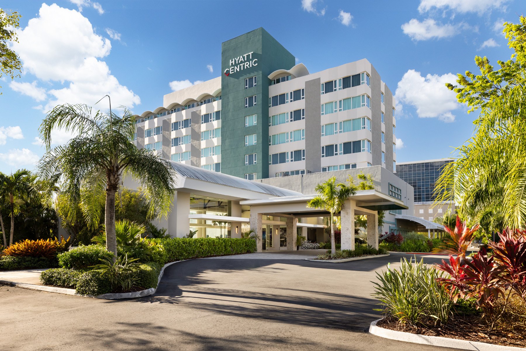 Hyatt-San-Juan-SJUCT- Exterior-Day-2-SM.jpg