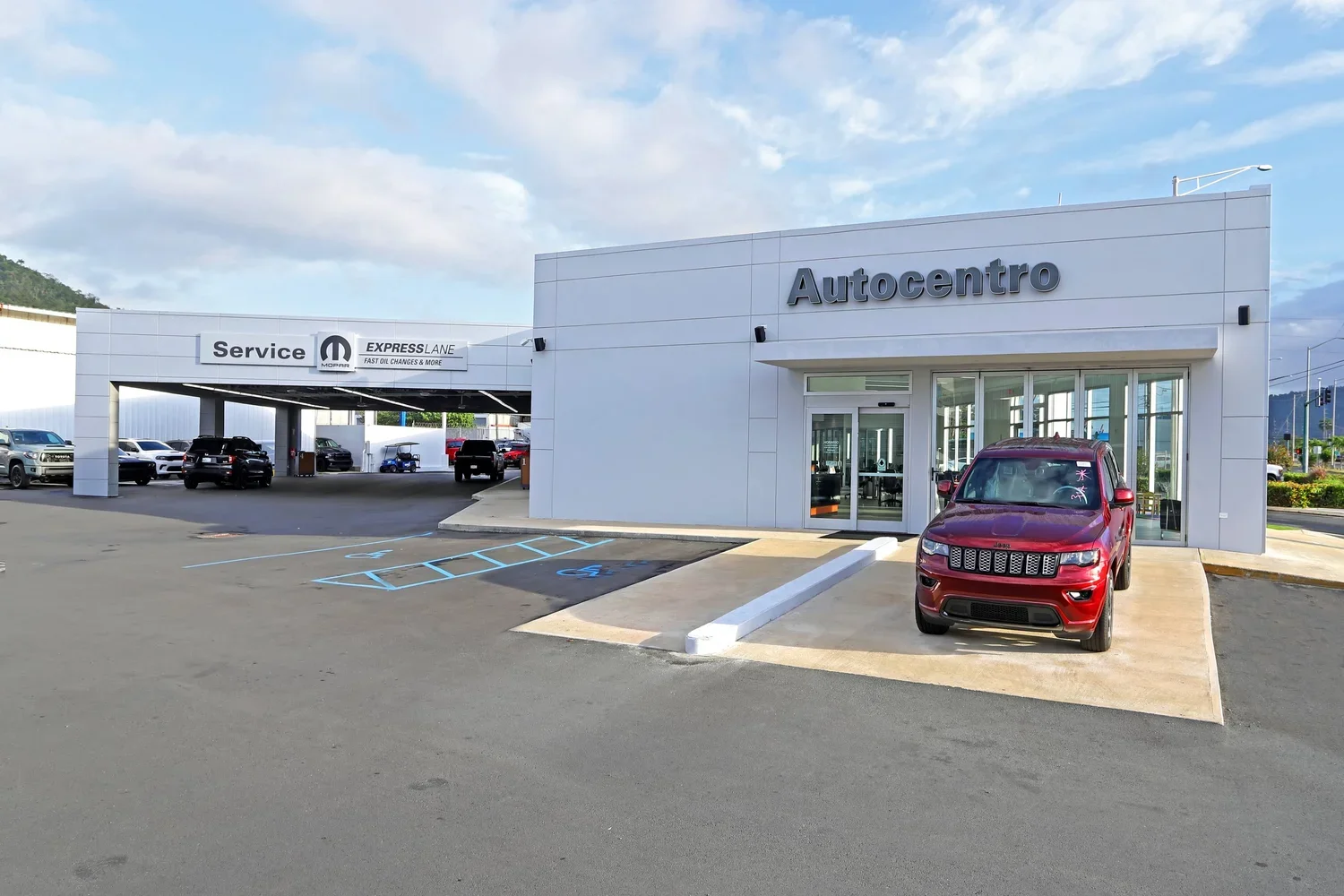 AutocentroChrysler5.webp
