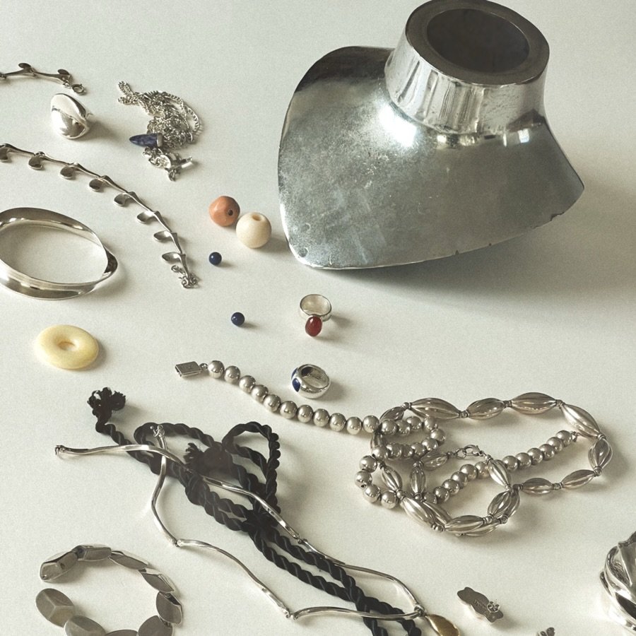 An archive of vintage jewellery objects, curated as part of an ongoing narrative. Rooted in daily life and repetition, Mundane moves at its own pace; beyond calendars, finding inspiration in the beauty of the ordinary.

The collection brings together